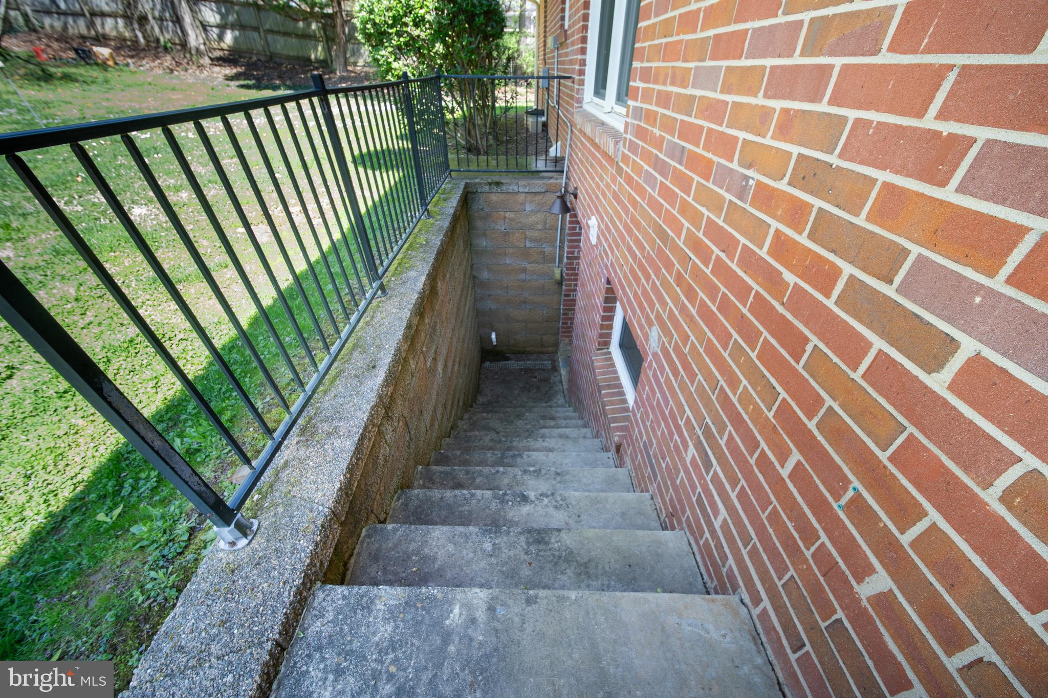 DAMASCUS OUTSIDE - Residential