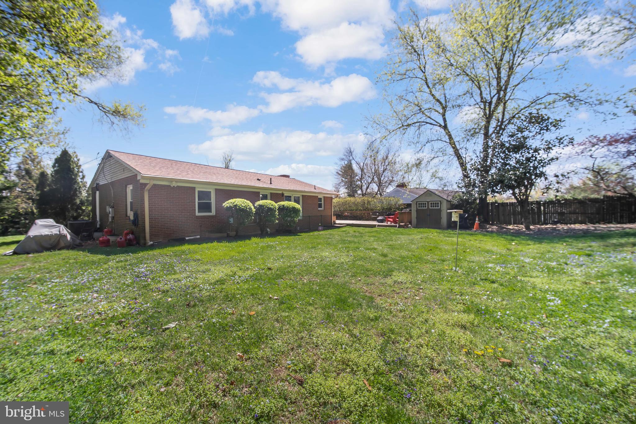 DAMASCUS OUTSIDE - Residential