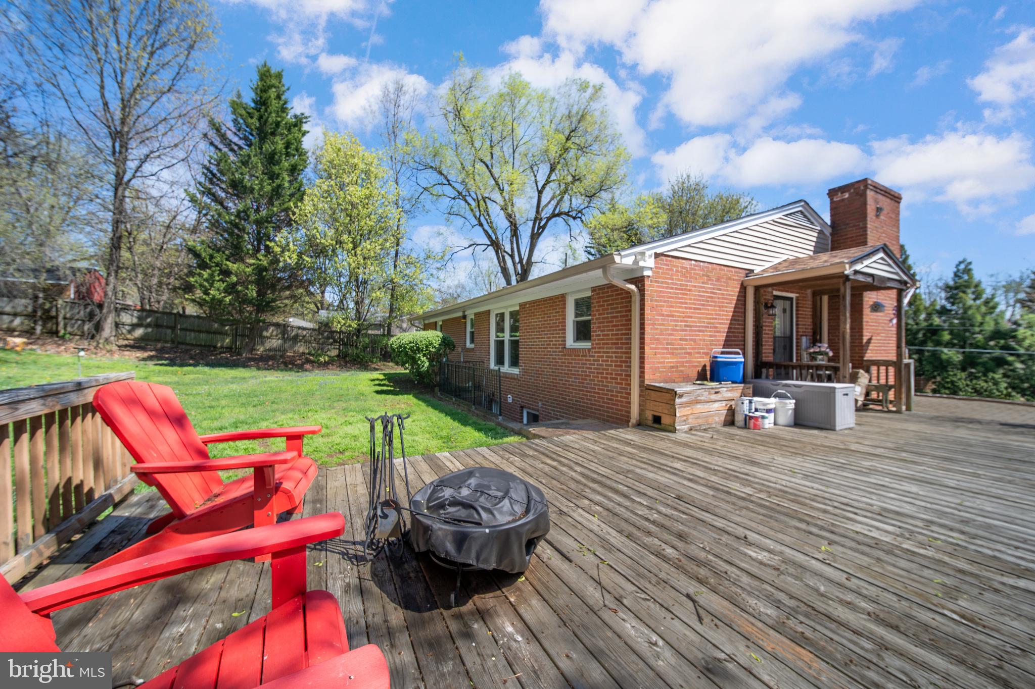 DAMASCUS OUTSIDE - Residential