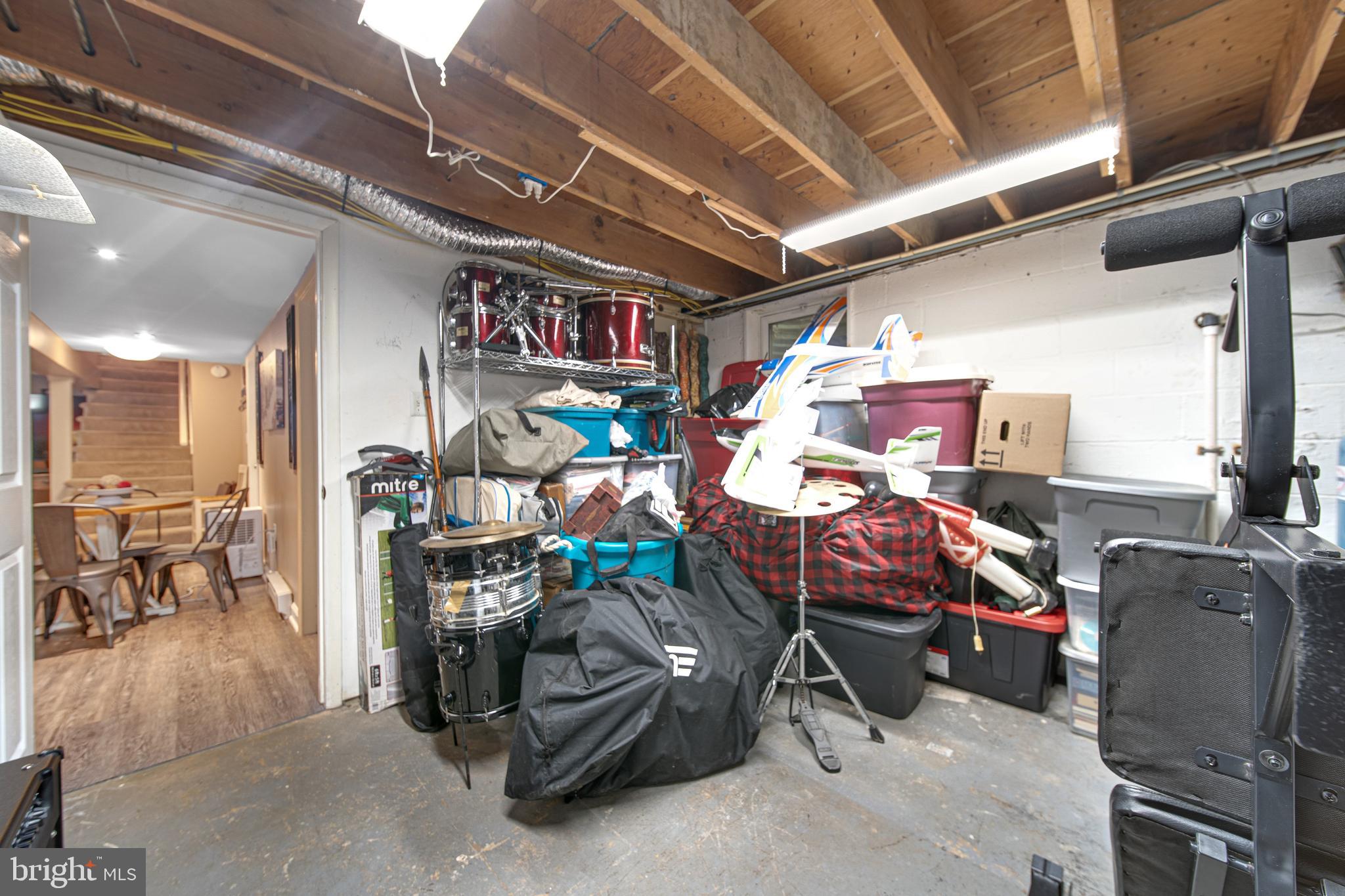 DAMASCUS OUTSIDE - Residential