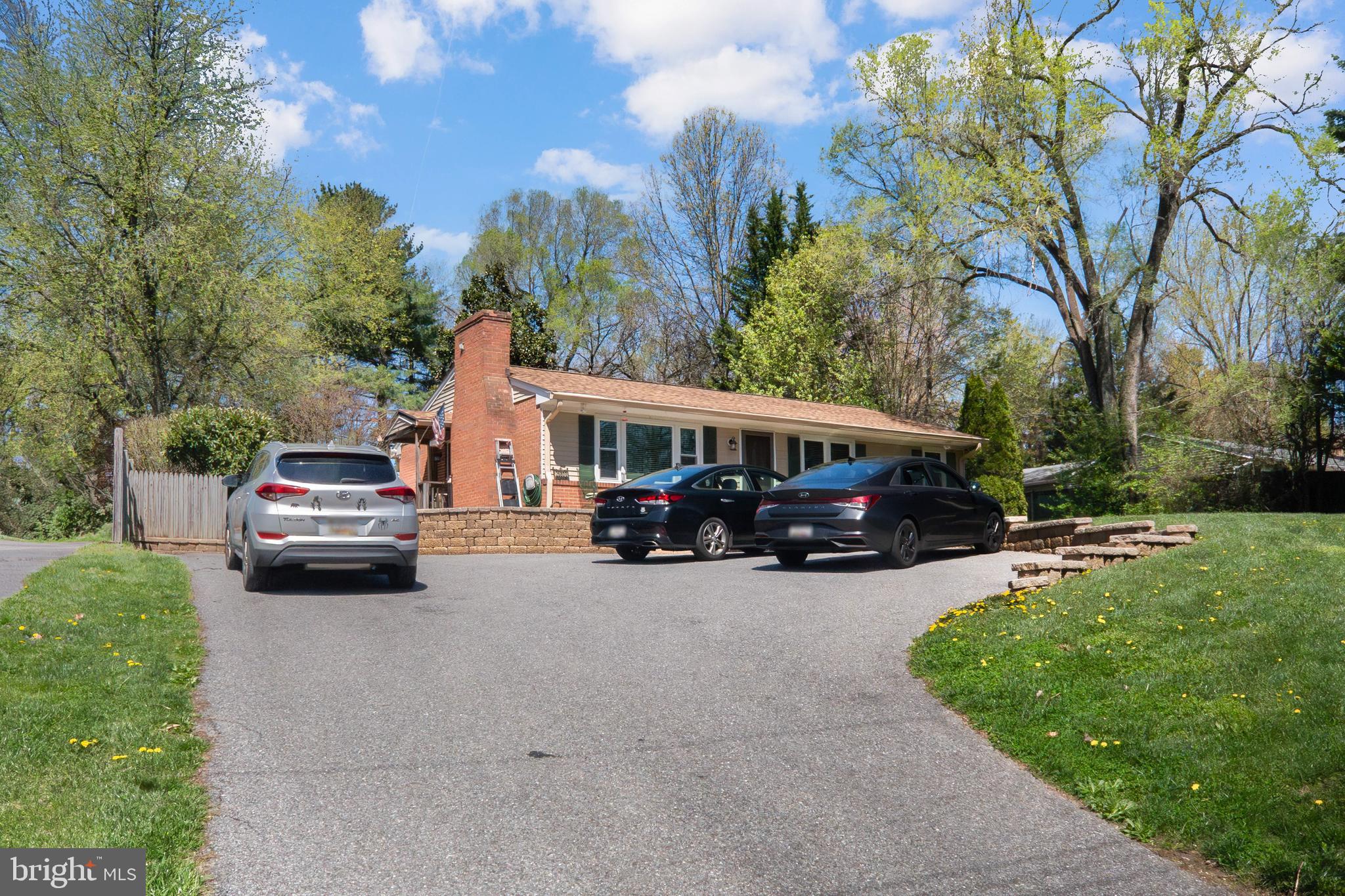 DAMASCUS OUTSIDE - Residential