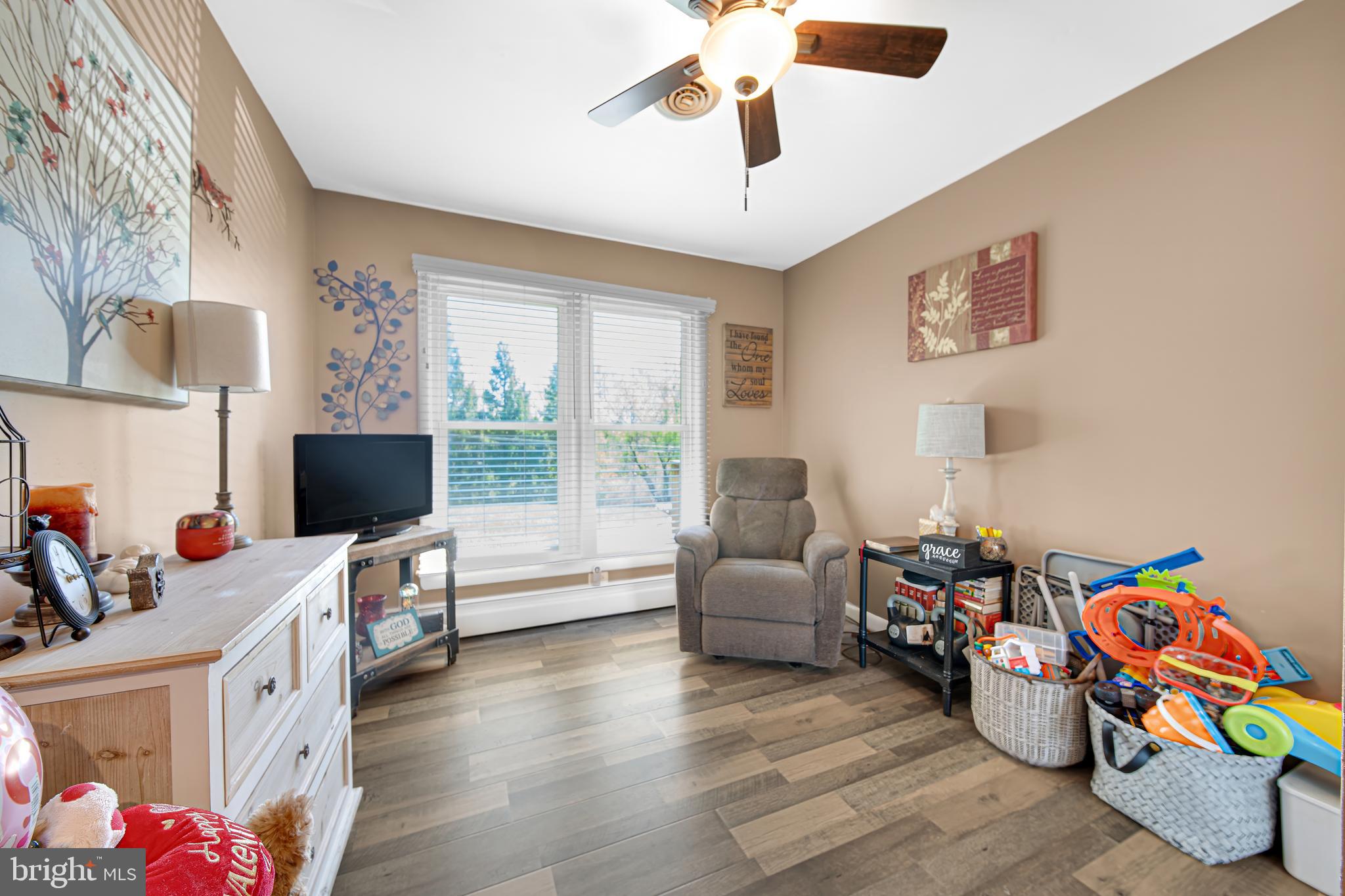 DAMASCUS OUTSIDE - Residential