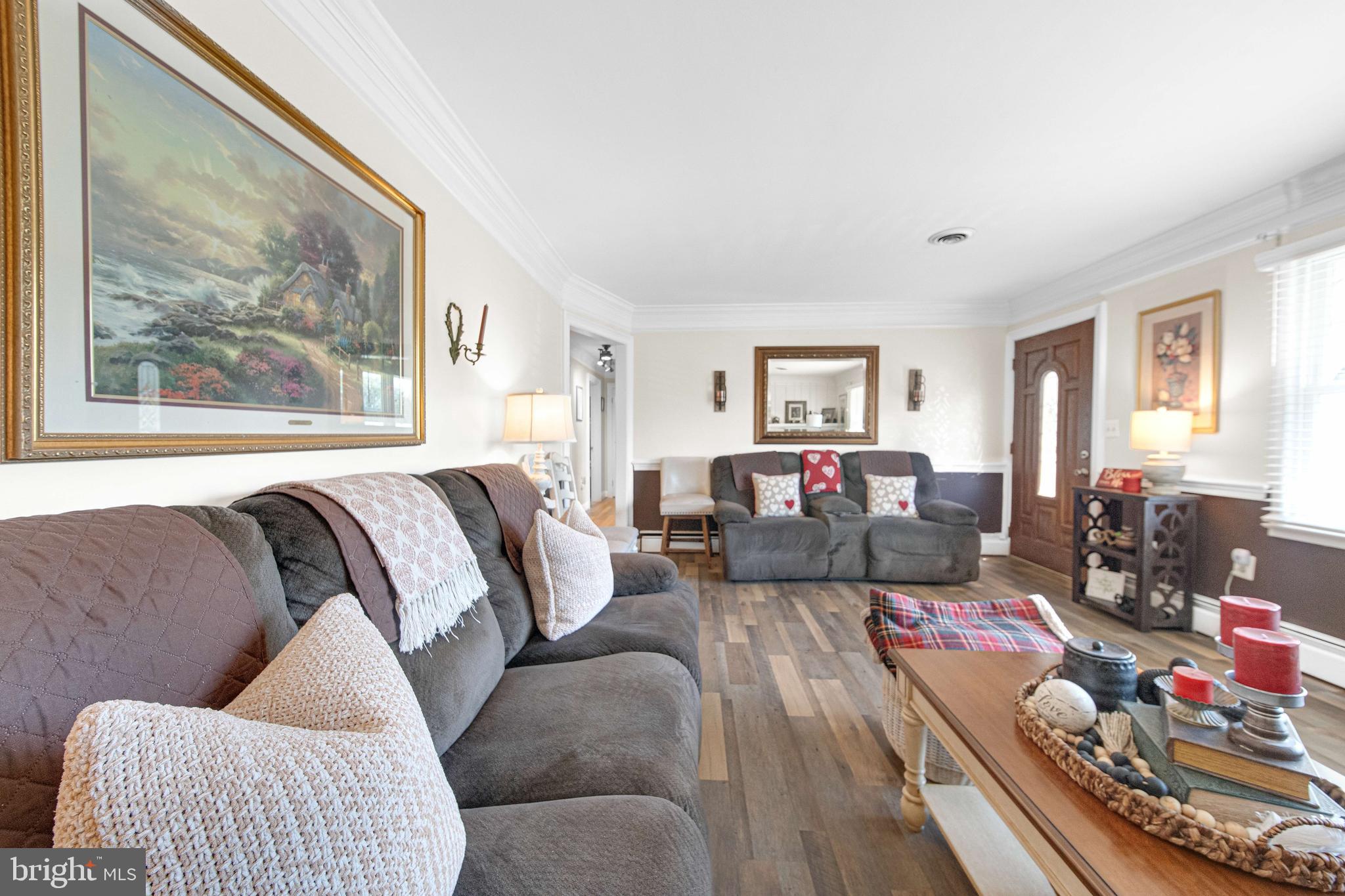 DAMASCUS OUTSIDE - Residential