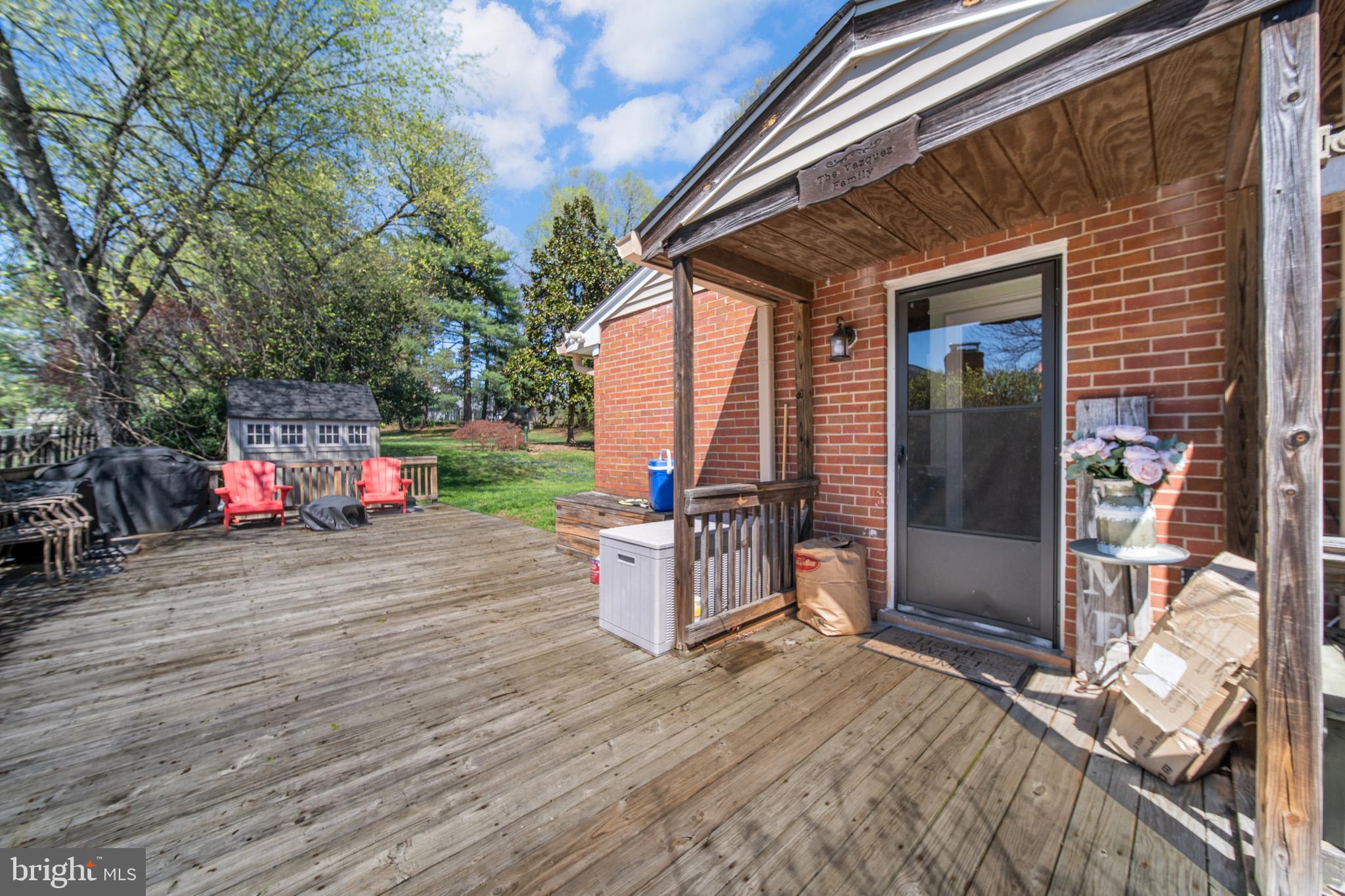 DAMASCUS OUTSIDE - Residential