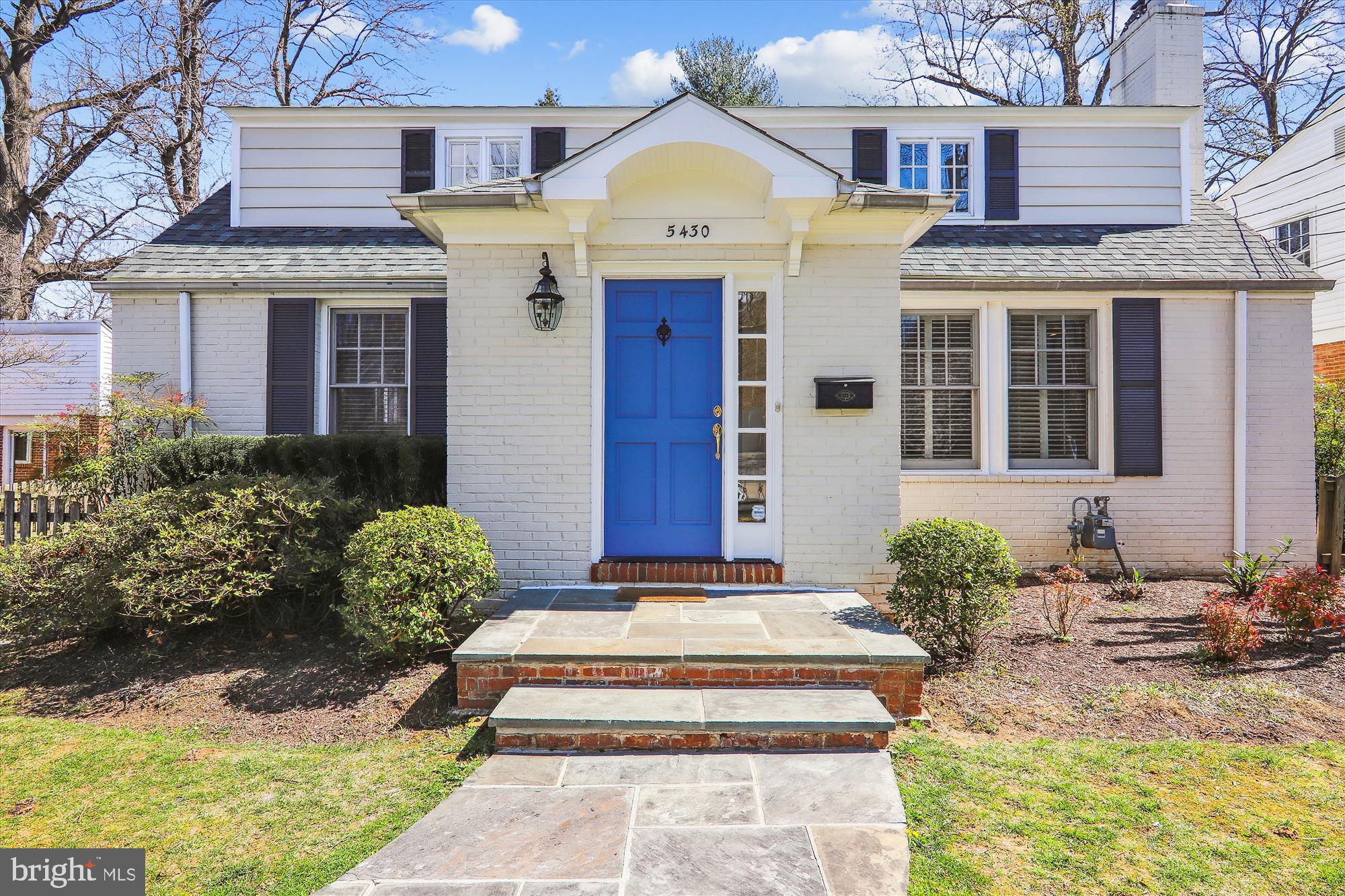 ALTA VISTA - Residential