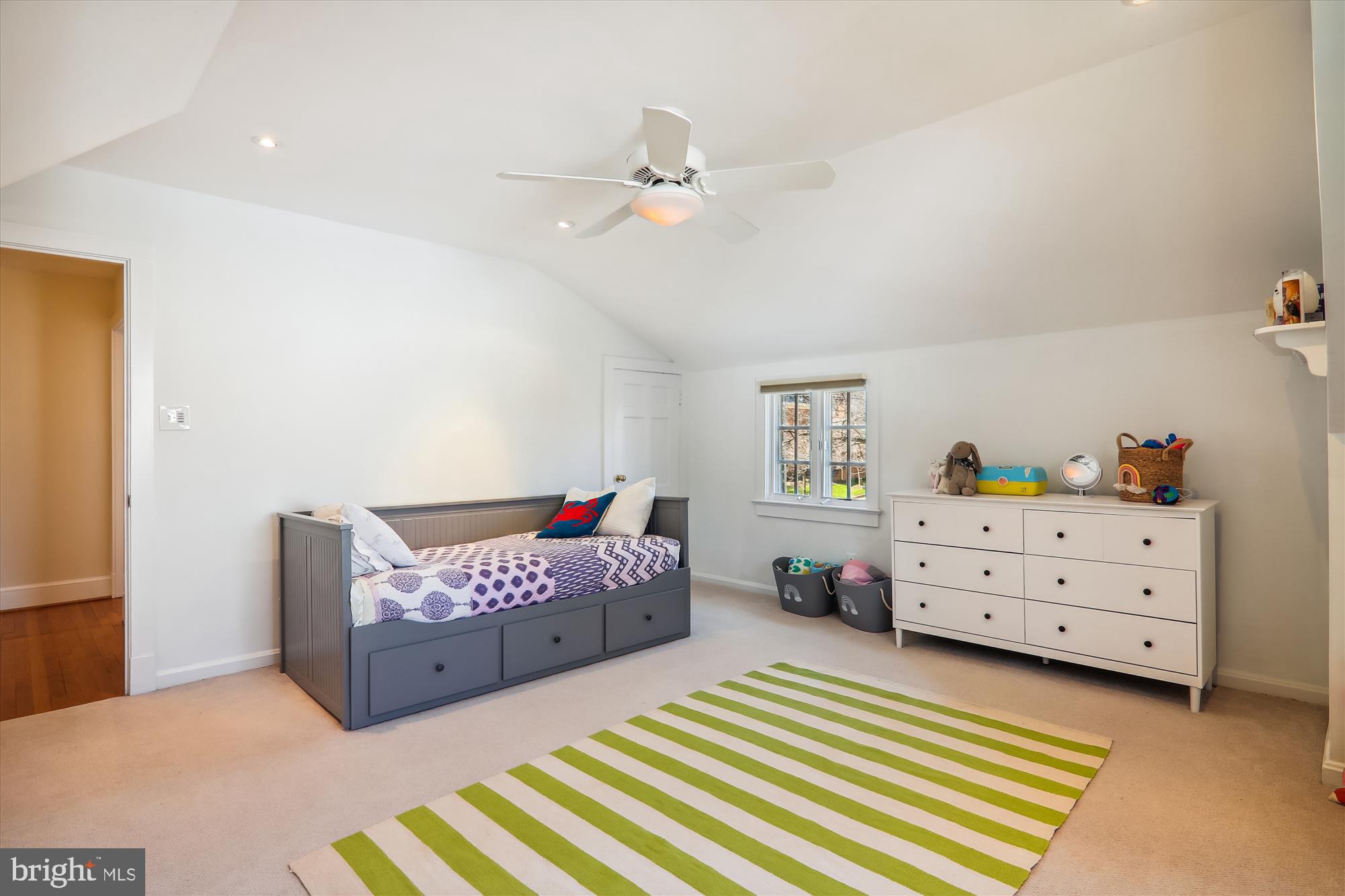 ALTA VISTA - Residential