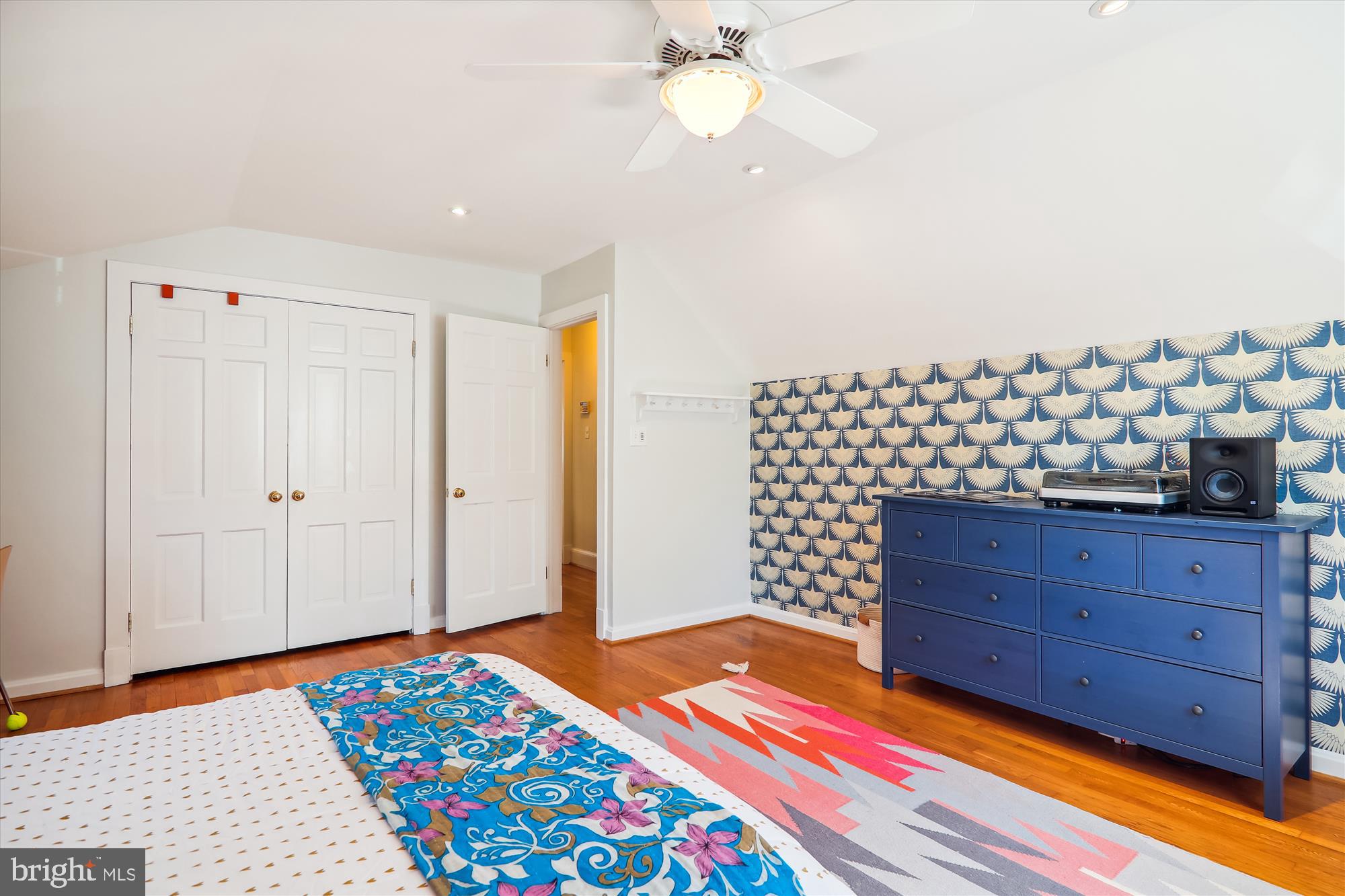 ALTA VISTA - Residential