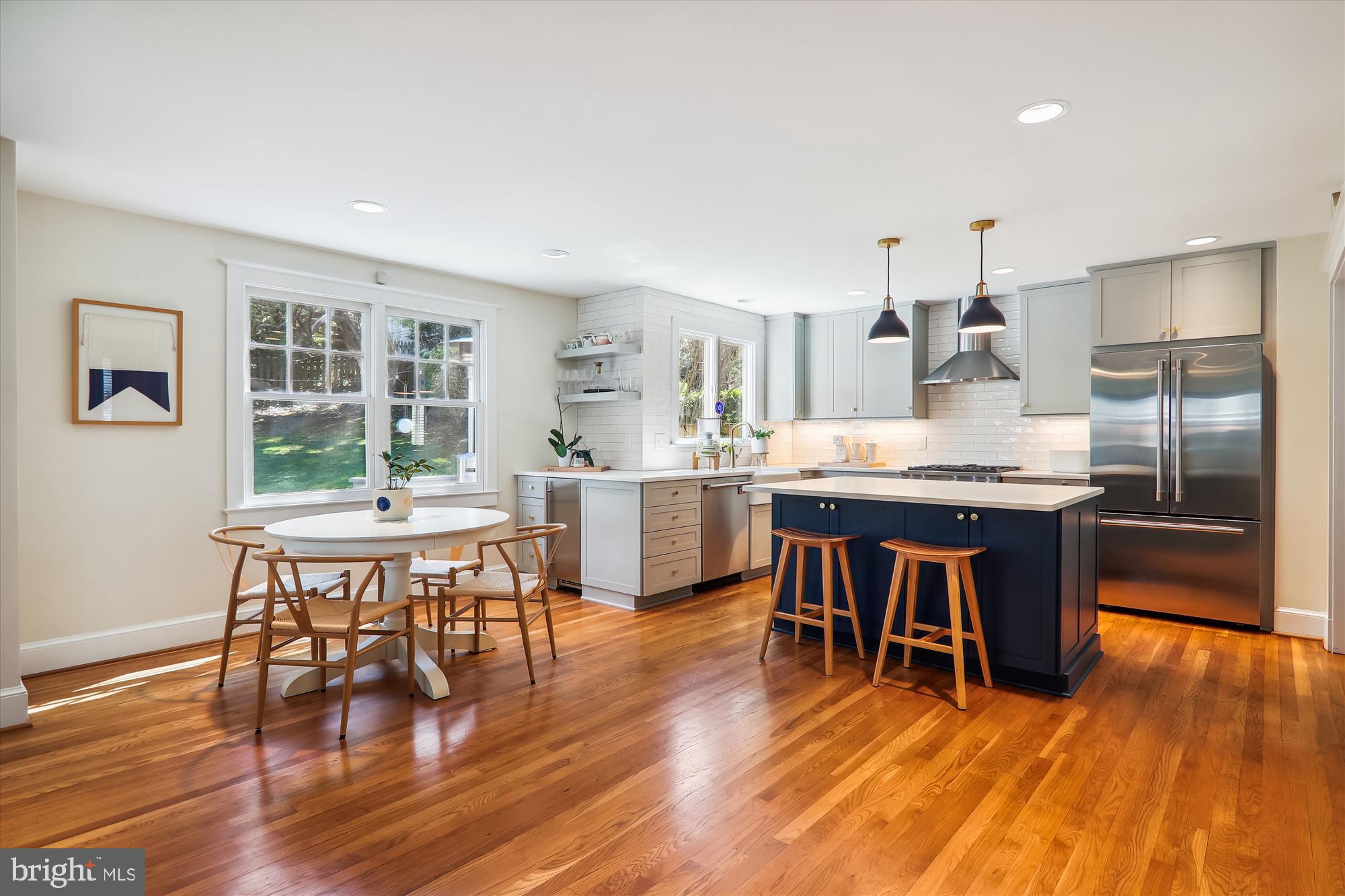 ALTA VISTA - Residential