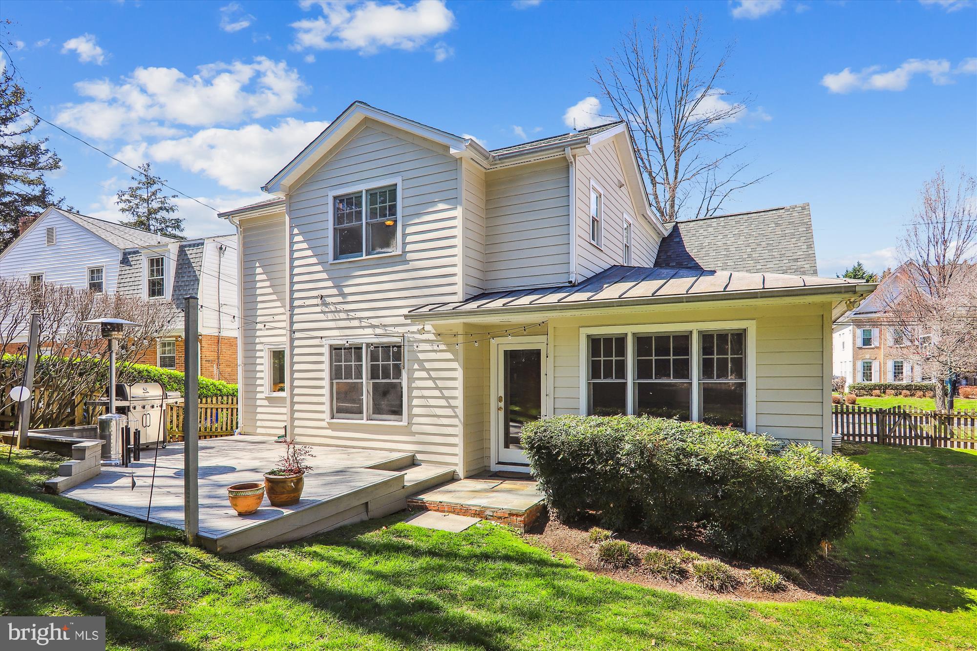 ALTA VISTA - Residential