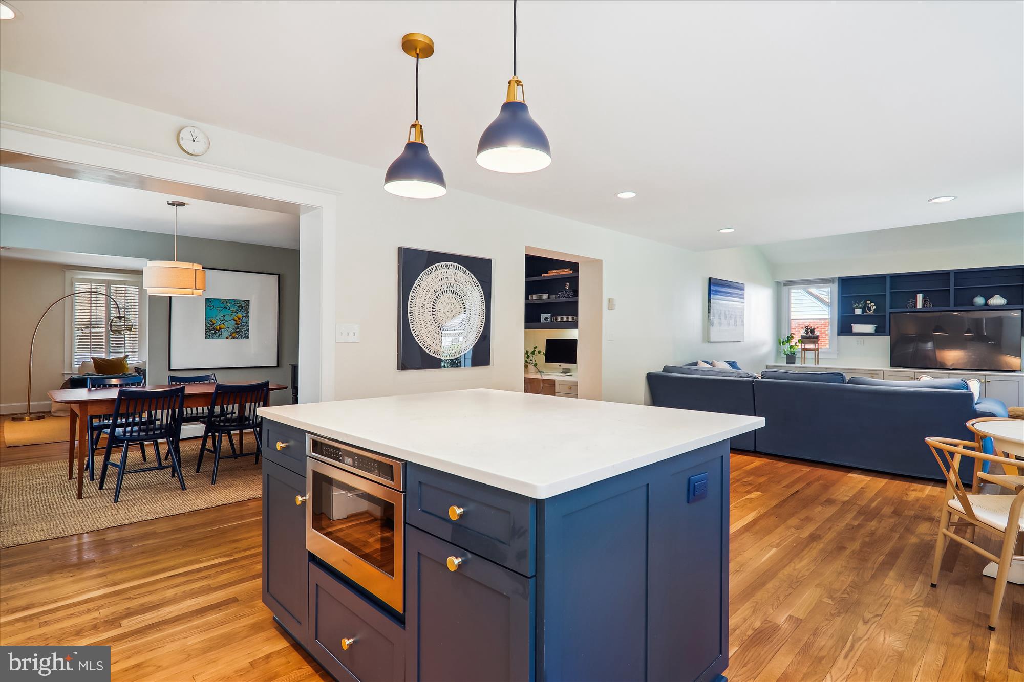 ALTA VISTA - Residential