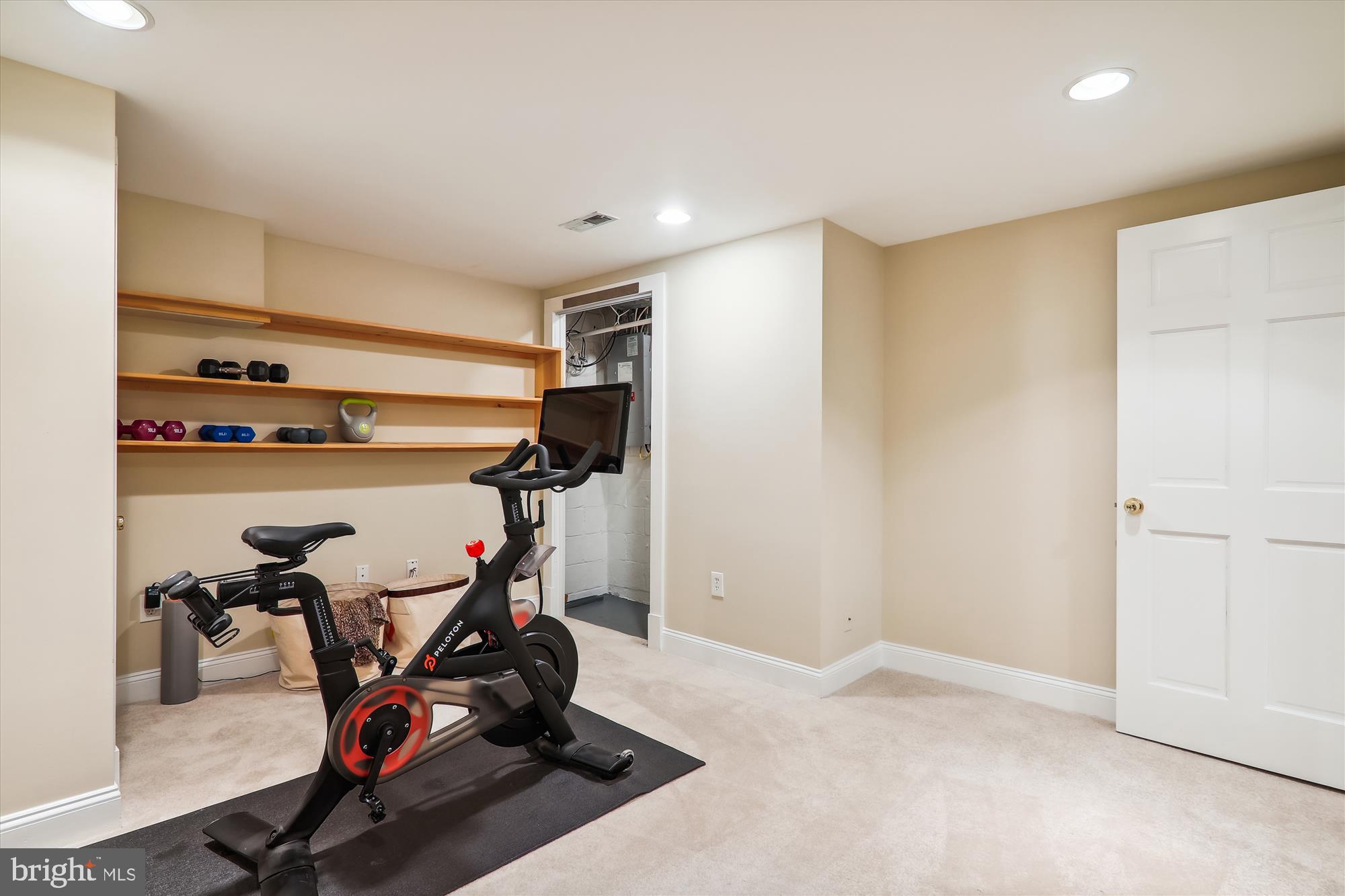 ALTA VISTA - Residential