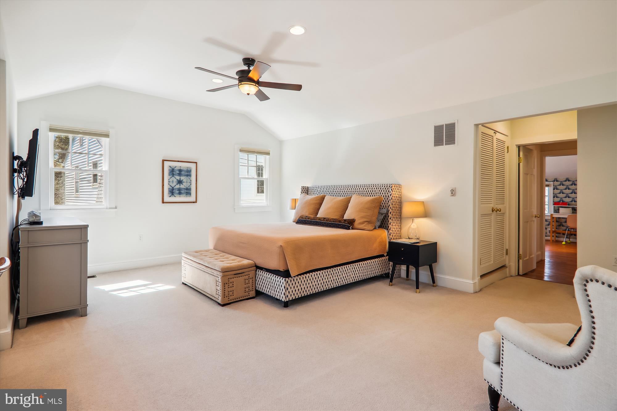 ALTA VISTA - Residential