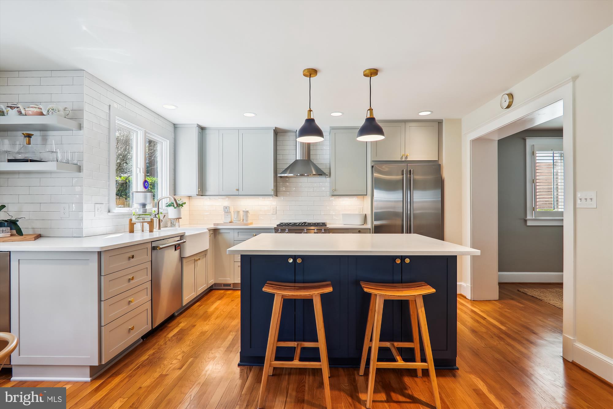 ALTA VISTA - Residential