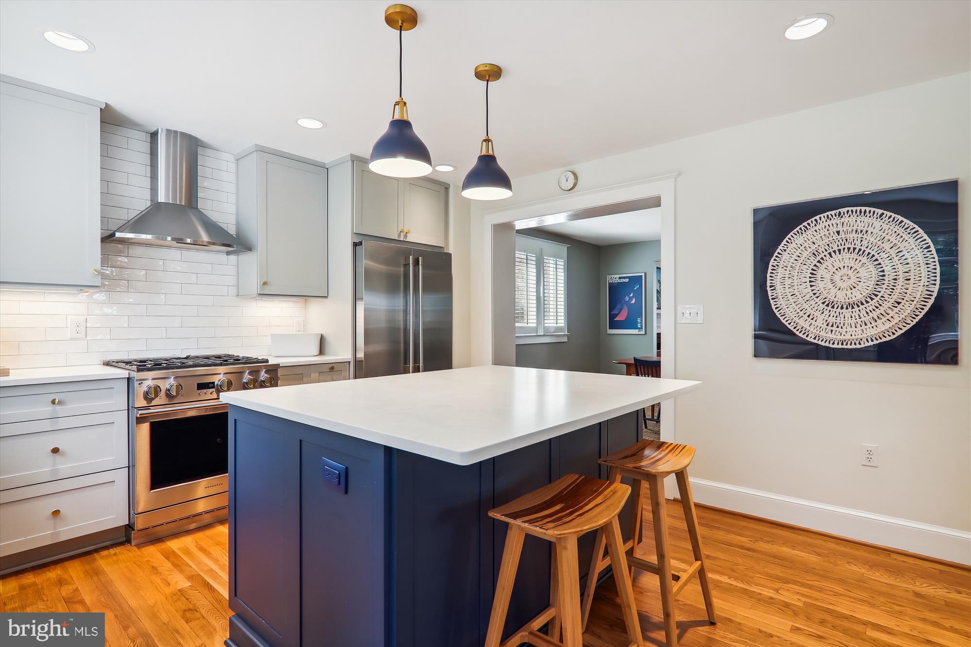 ALTA VISTA - Residential