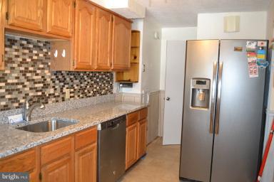 MAIDEN CHOICE VILLAGE - Residential Lease