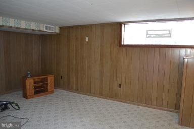 MAIDEN CHOICE VILLAGE - Residential Lease