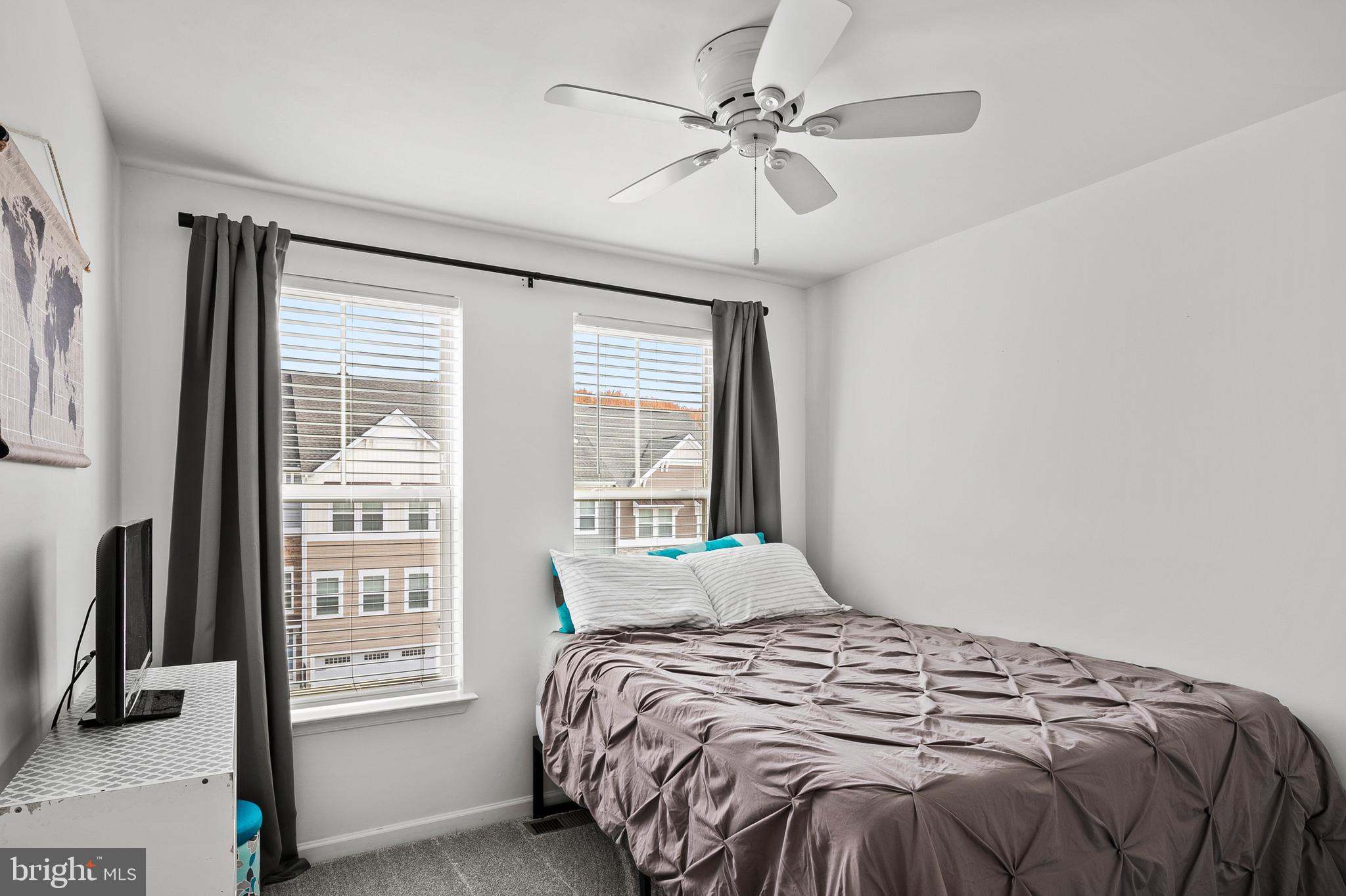 TANYARD COVE NORTH - Residential Lease