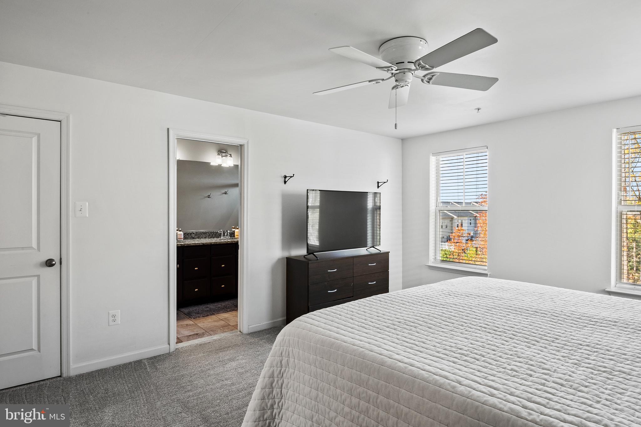 TANYARD COVE NORTH - Residential Lease