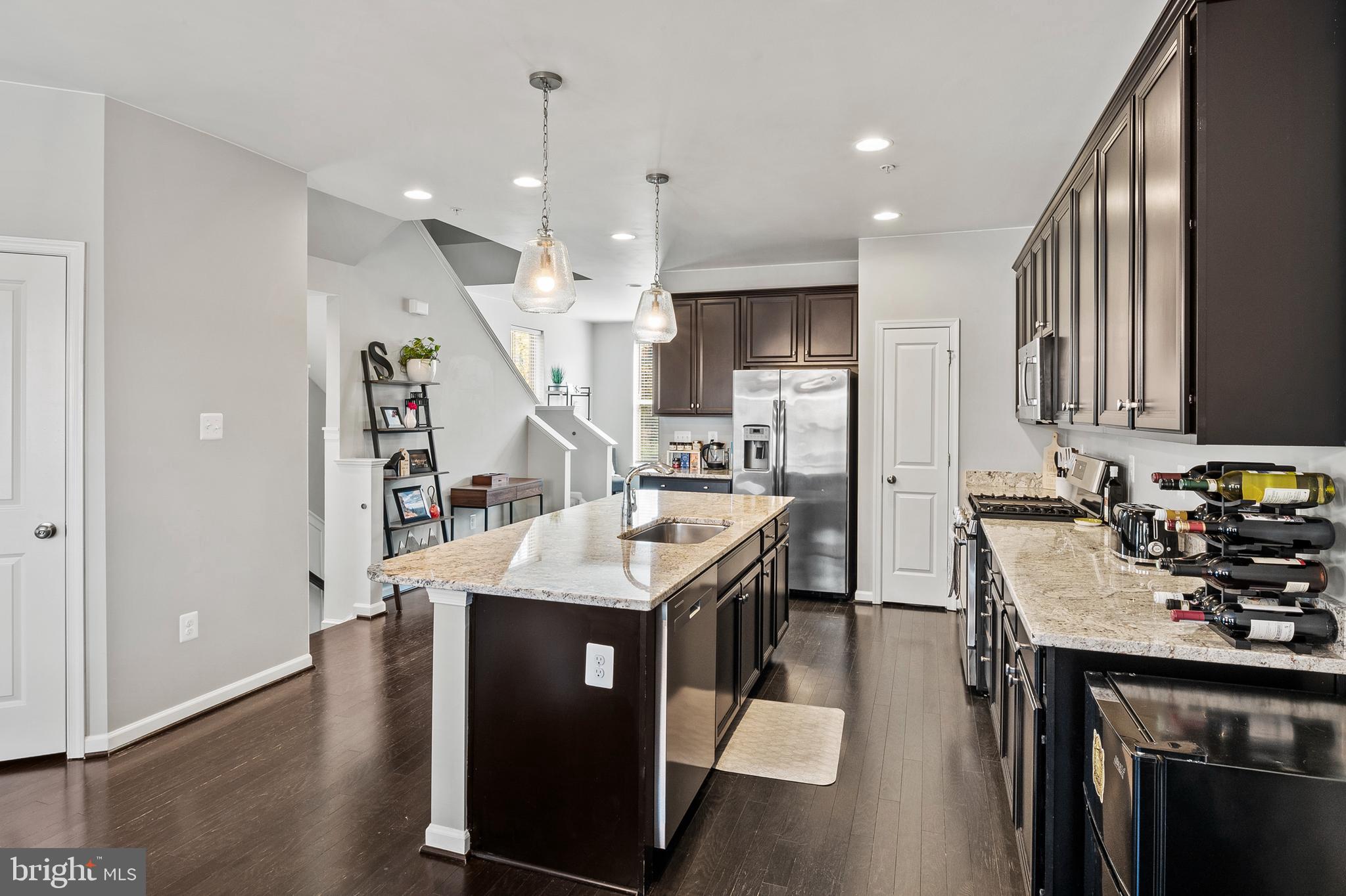 TANYARD COVE NORTH - Residential Lease