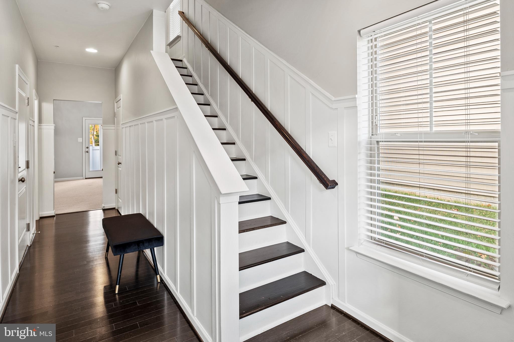 TANYARD COVE NORTH - Residential Lease