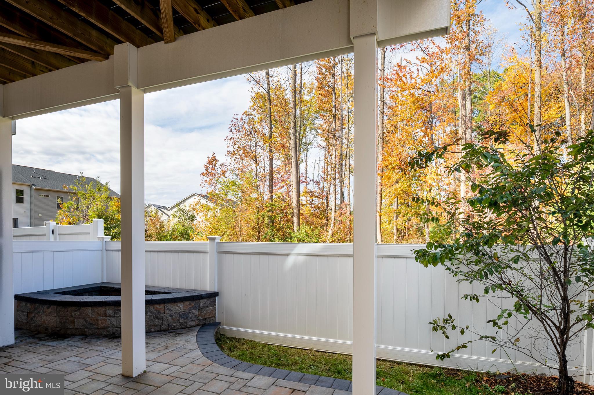 TANYARD COVE NORTH - Residential Lease