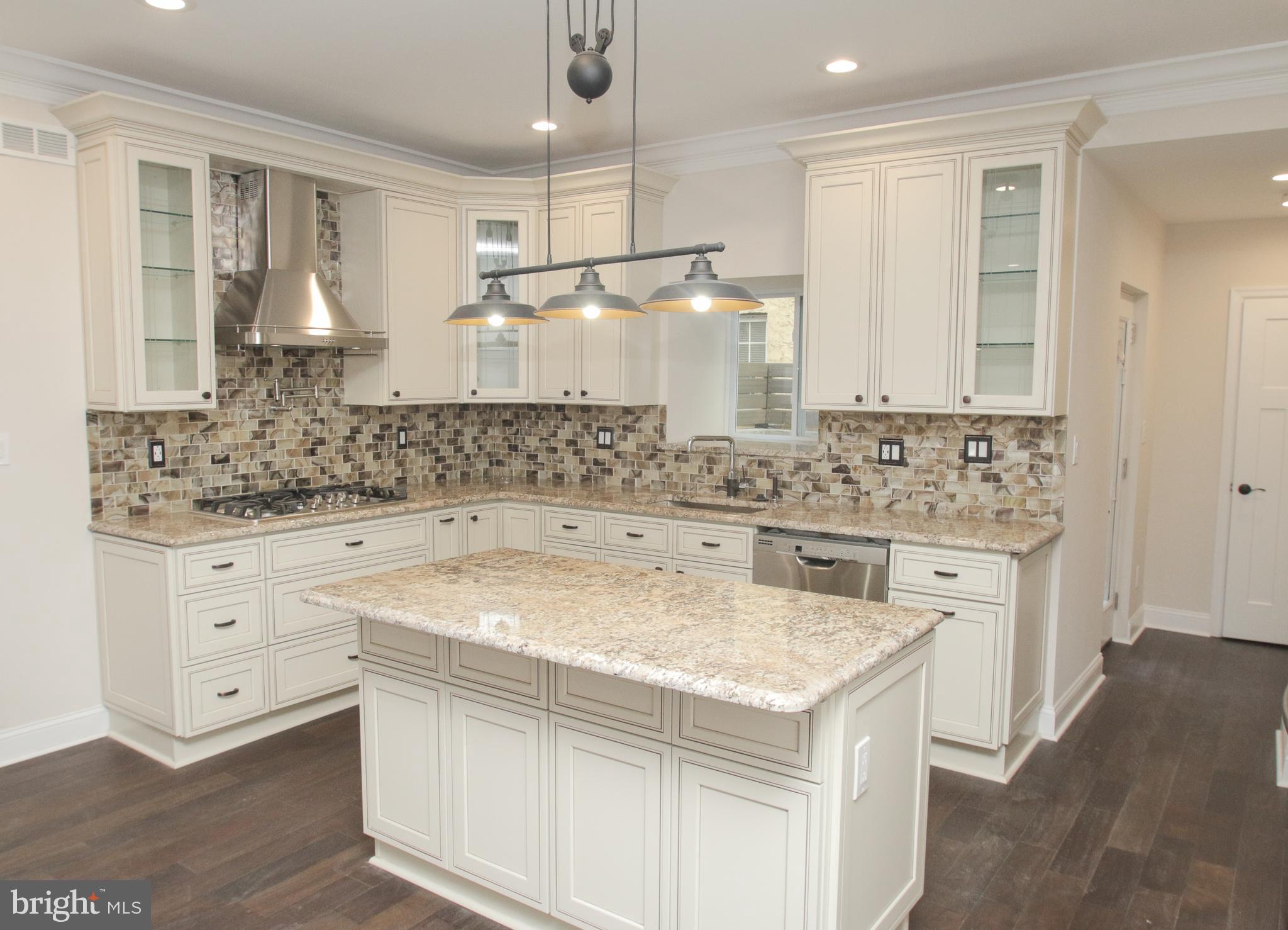 BELLA VISTA - Residential