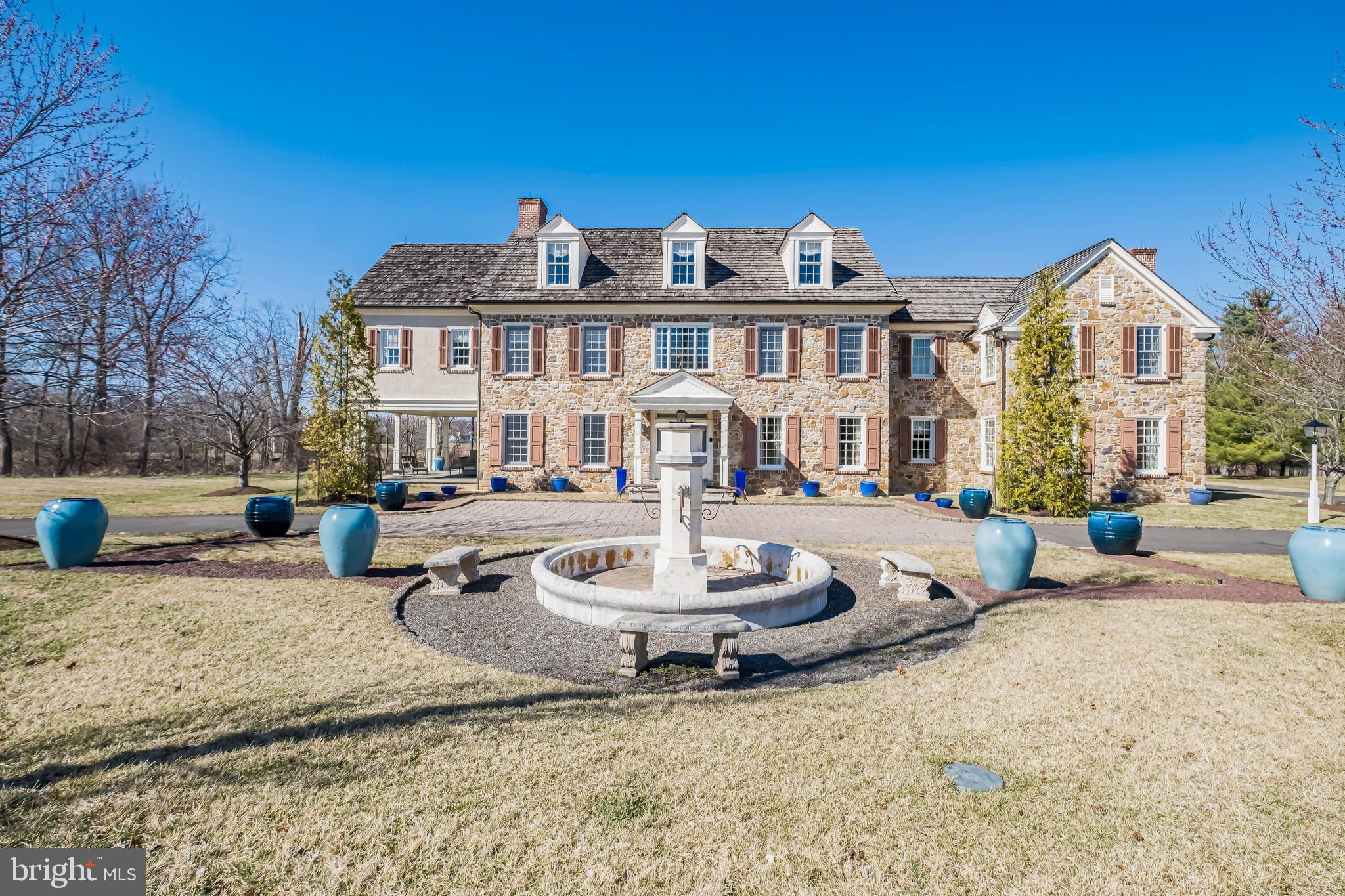 4 MERRICK DRIVE