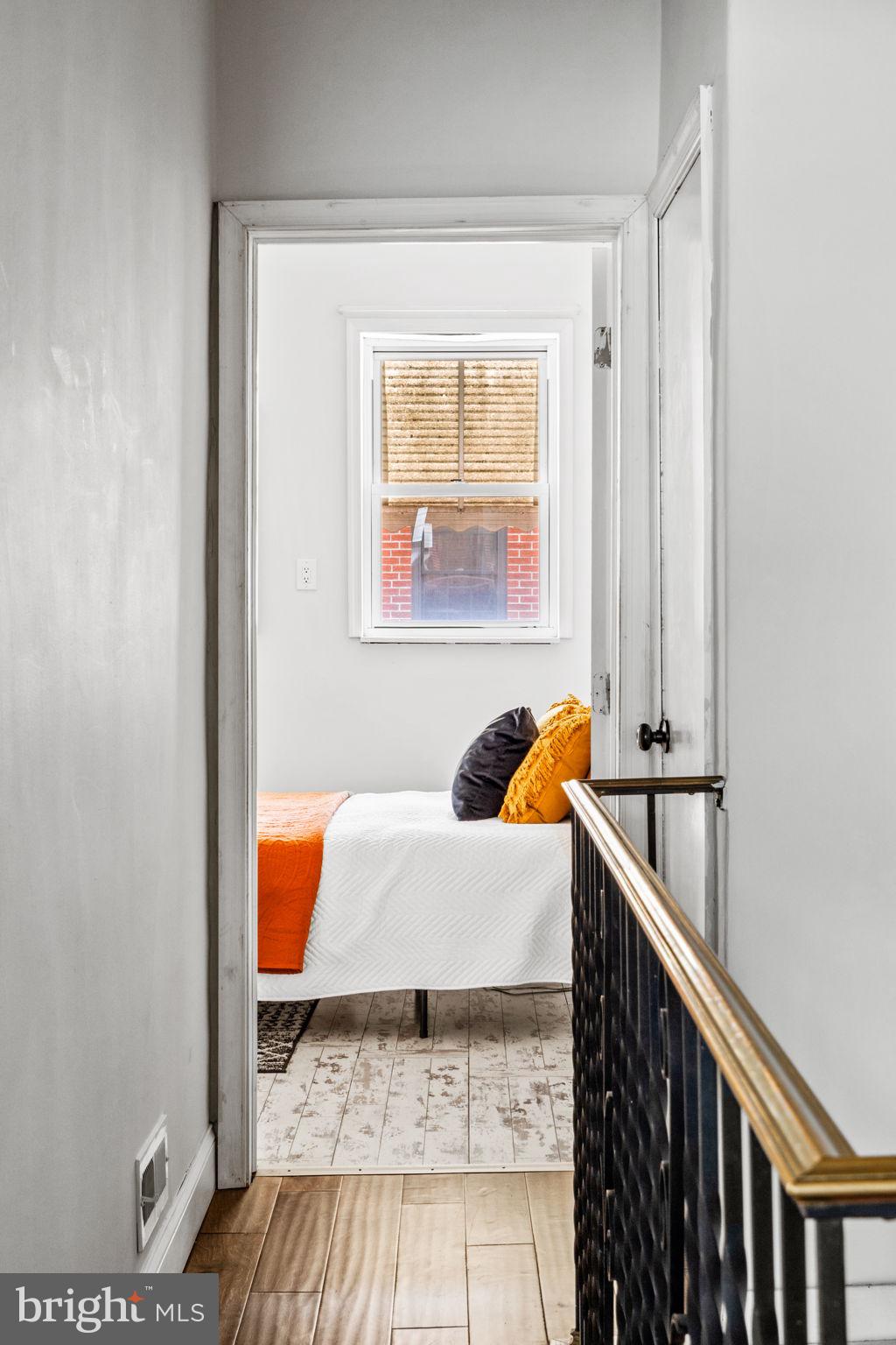 GIRARD ESTATES - Residential