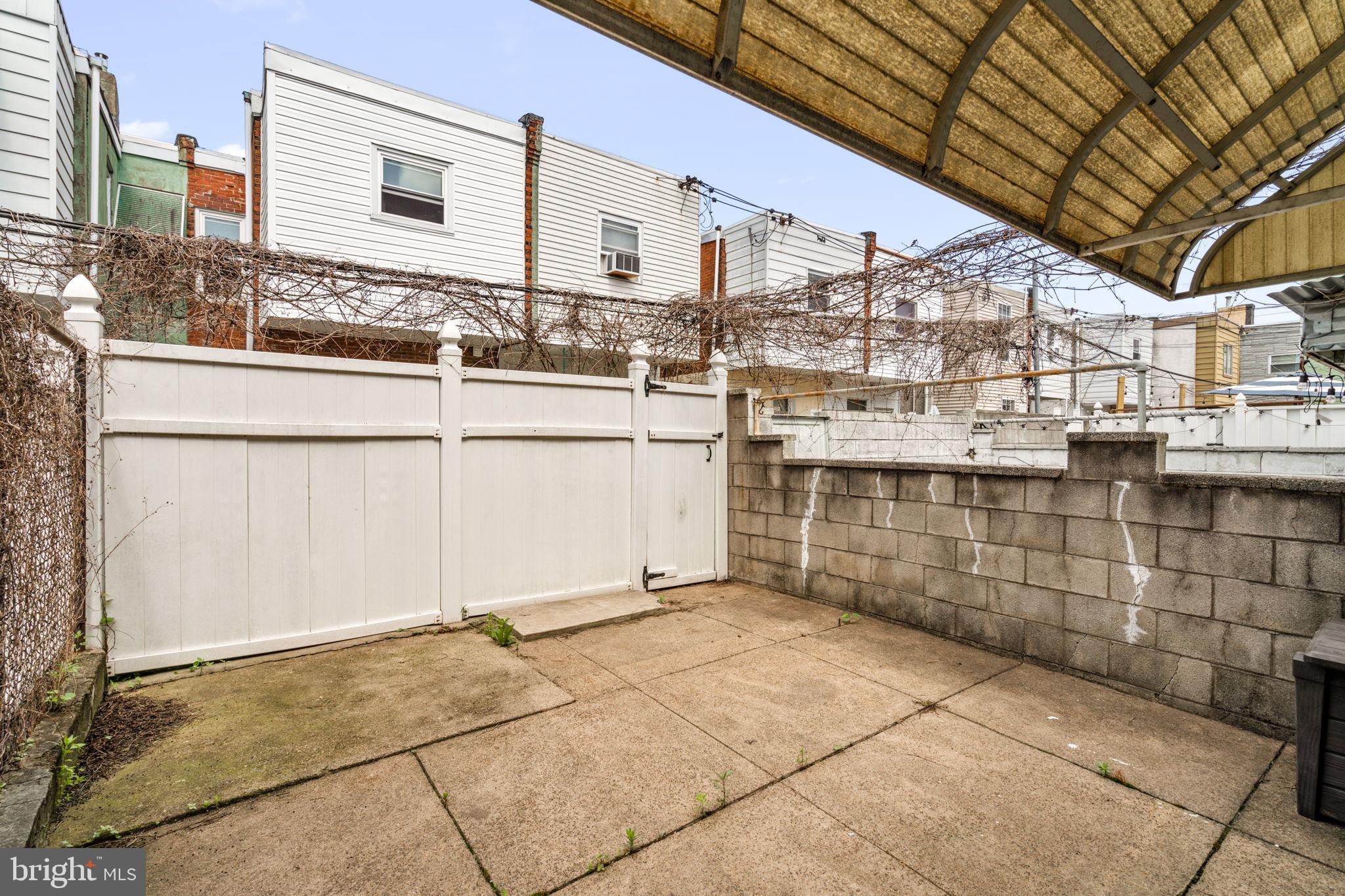 GIRARD ESTATES - Residential