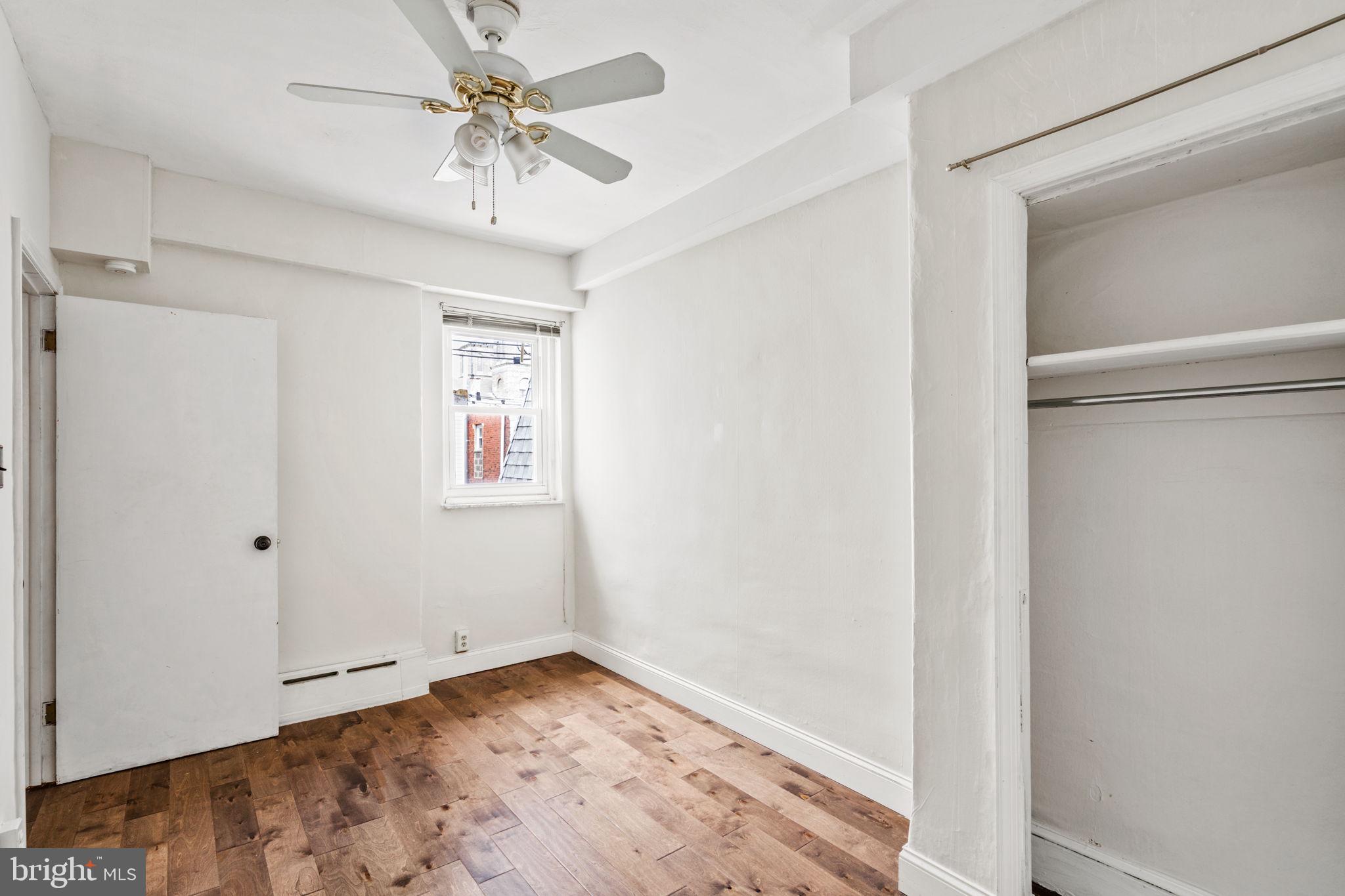 GIRARD ESTATES - Residential