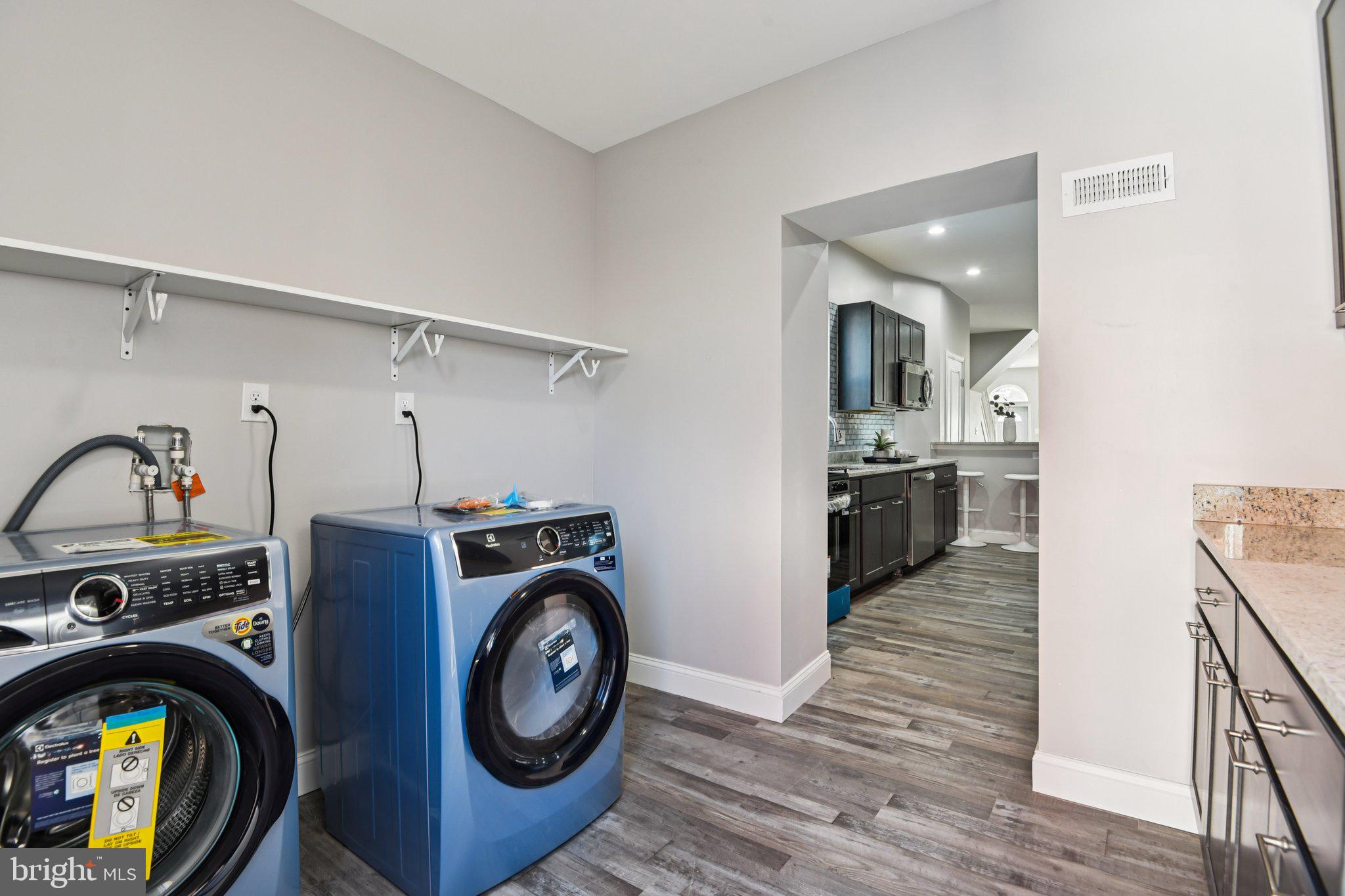 MILTON-MONTFORD - Residential