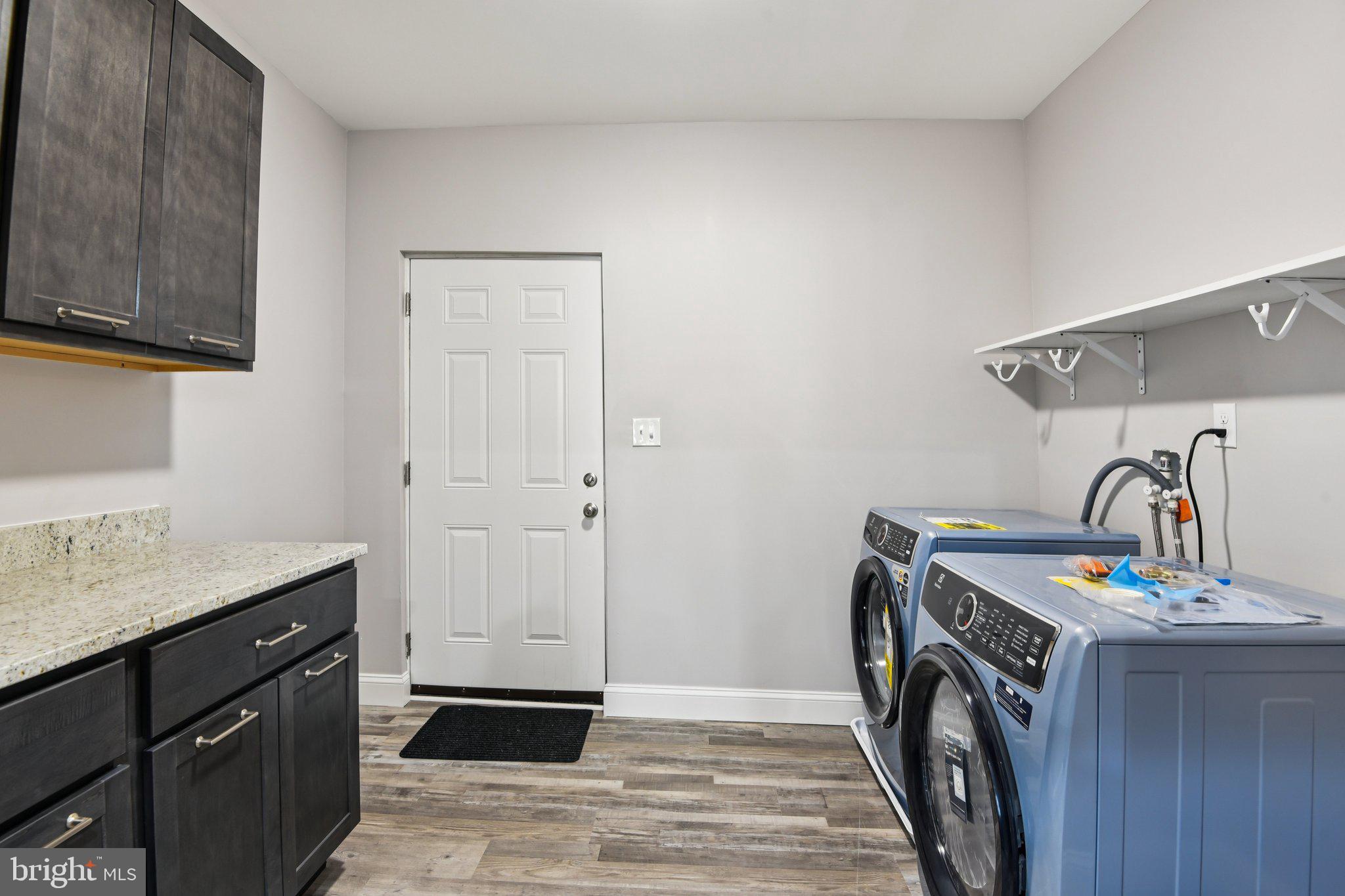 MILTON-MONTFORD - Residential