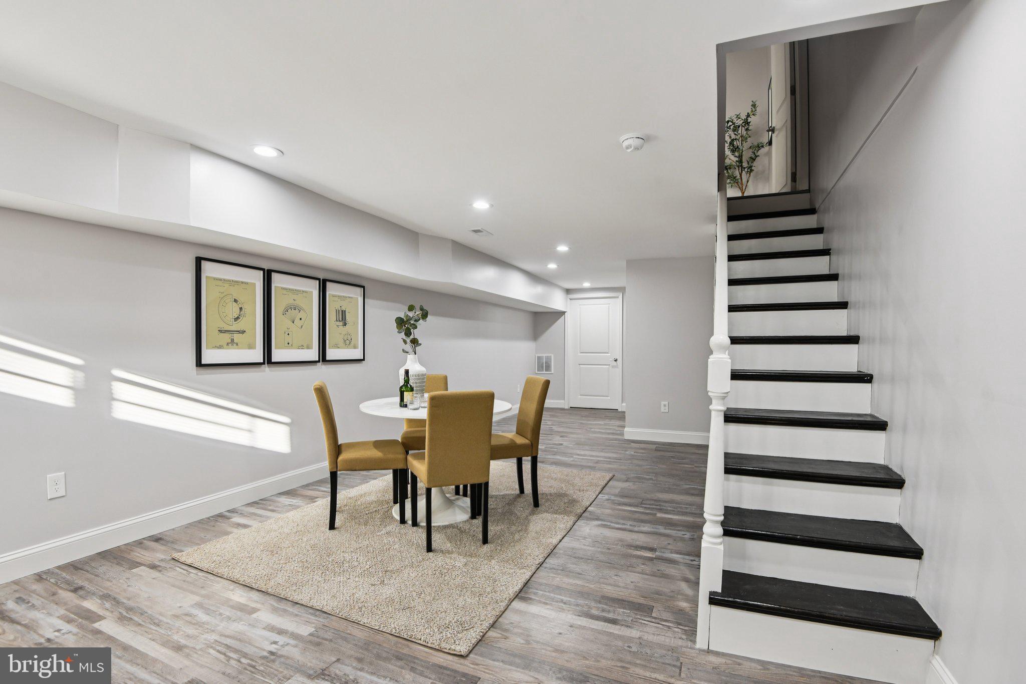 MILTON-MONTFORD - Residential