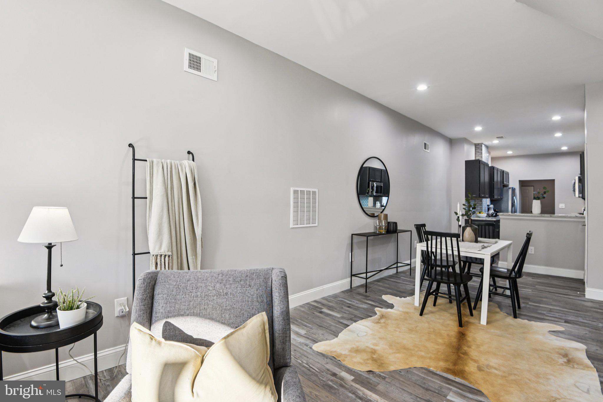 MILTON-MONTFORD - Residential