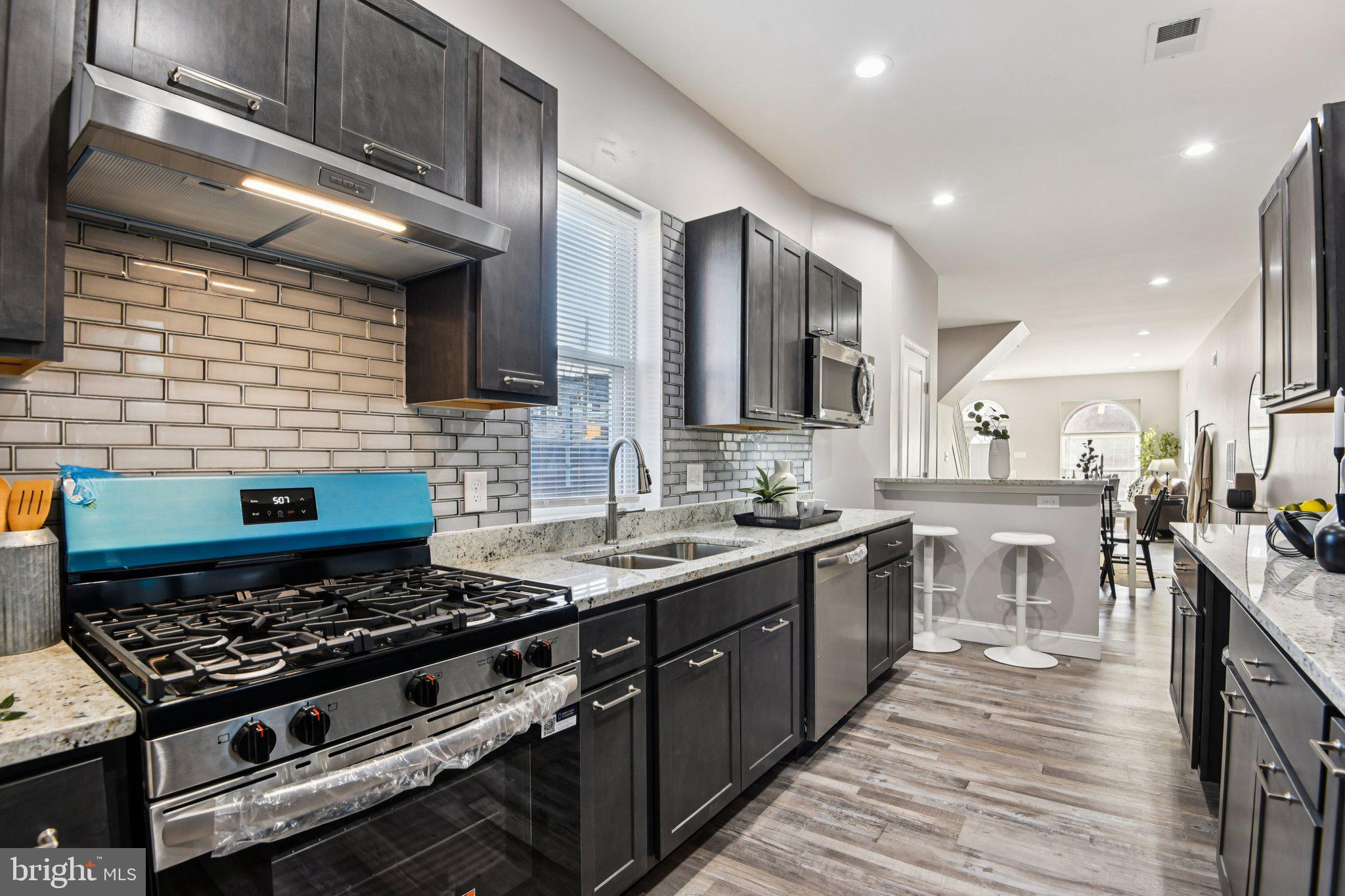 MILTON-MONTFORD - Residential