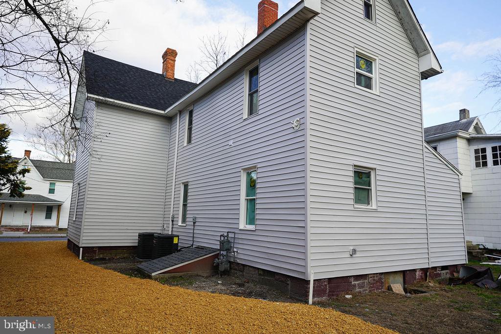 230 NEWTON STREET