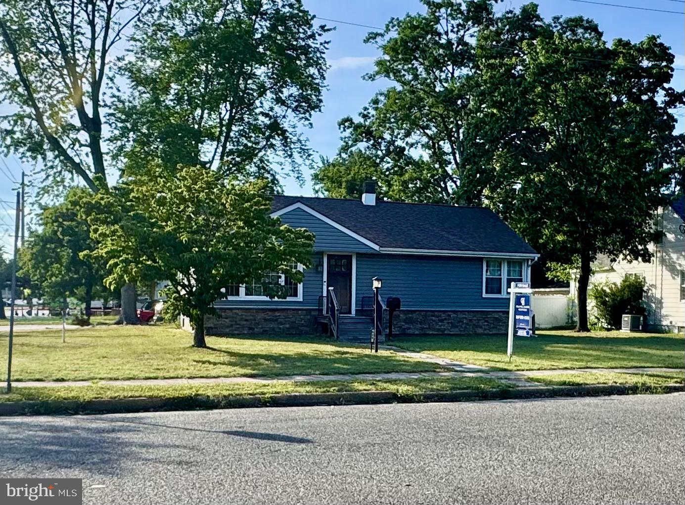 Photo 1 of 26 — 625 PASSMORE AVENUE, HAMMONTON, NJ 08037