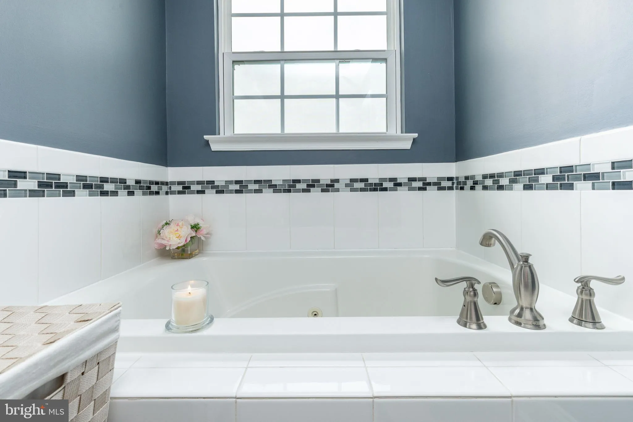 Wyncote, Pennsylvania 19095, United States, 3 Bedrooms Bedrooms, ,3 BathroomsBathrooms,Residential,Contingent,218226