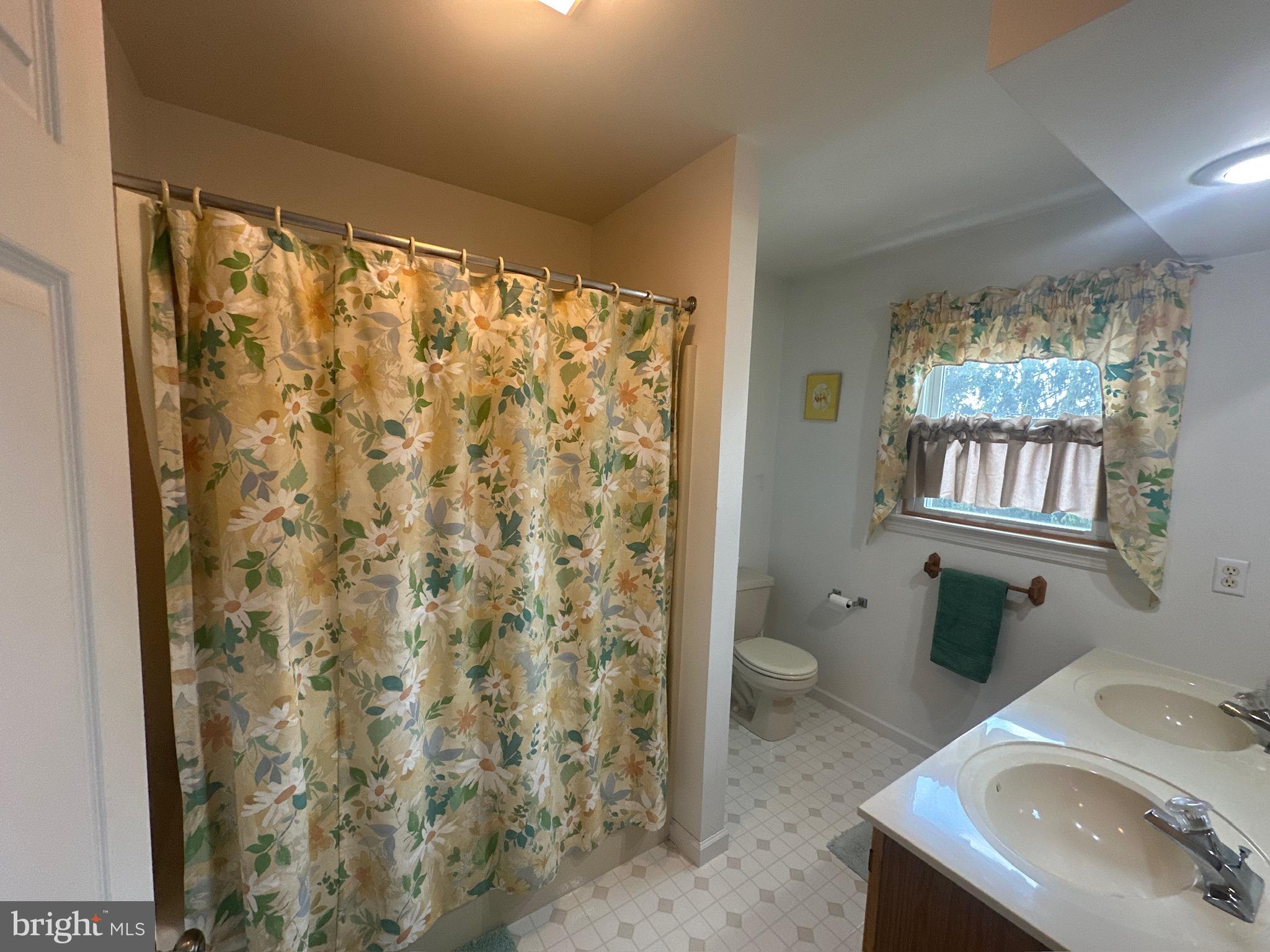 SOMERSET CROSSING - Residential