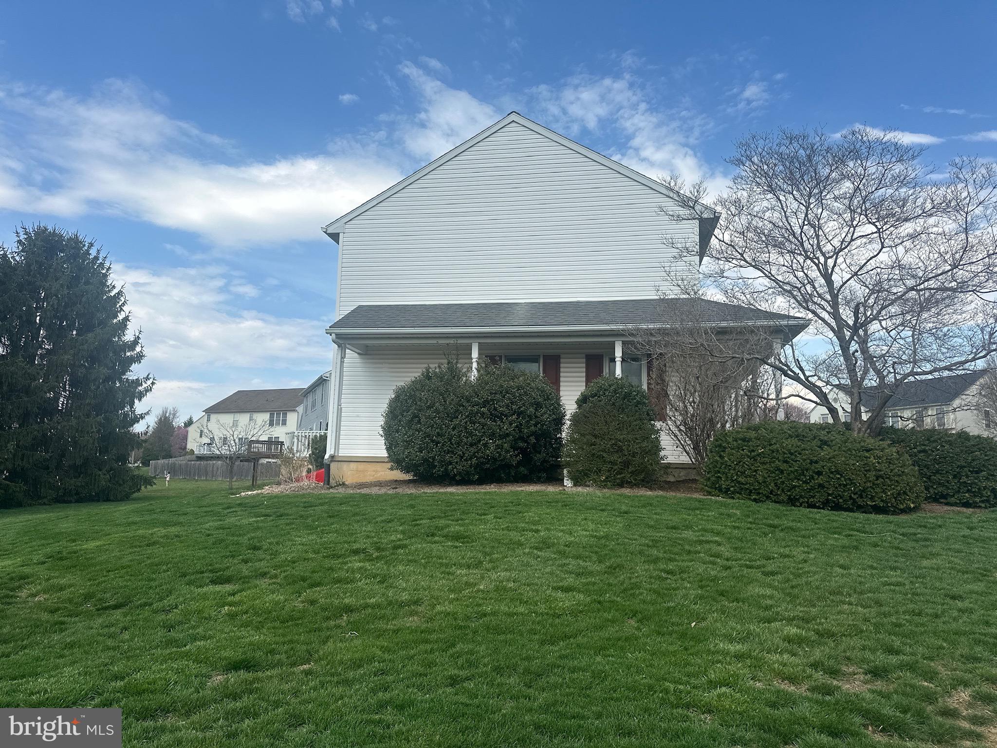 SOMERSET CROSSING - Residential