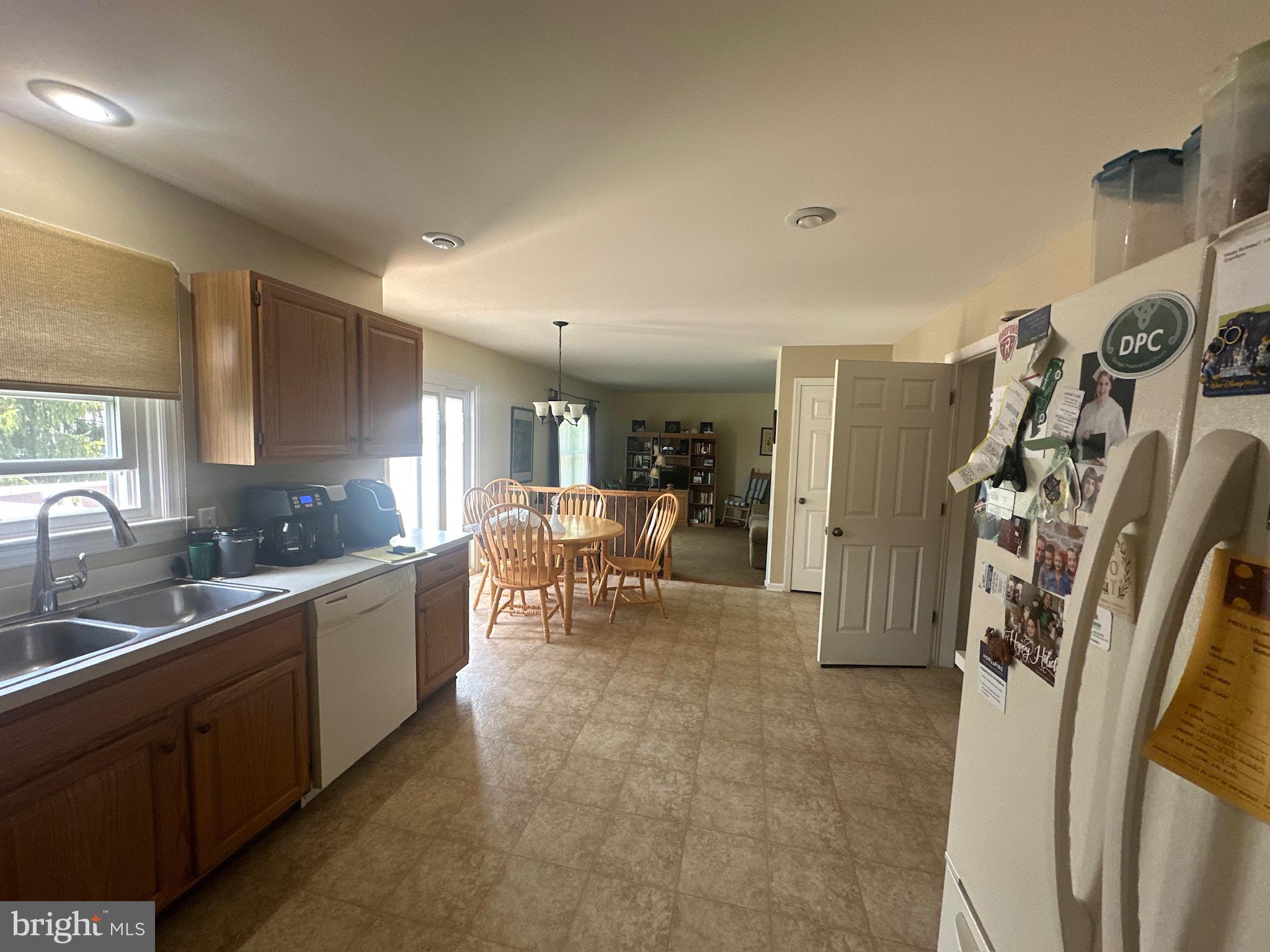 SOMERSET CROSSING - Residential