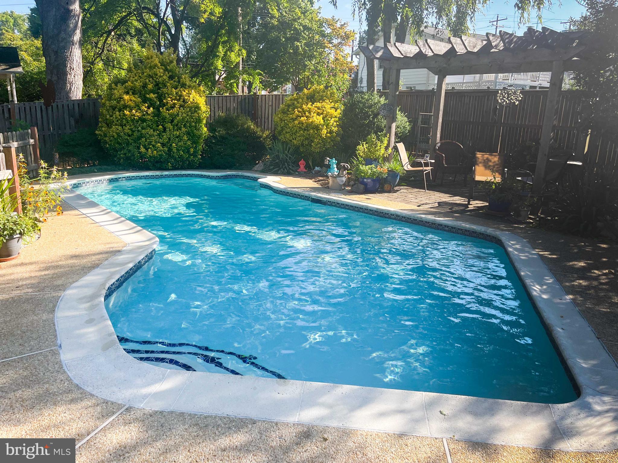 MILL CREEK TOWNE - Residential