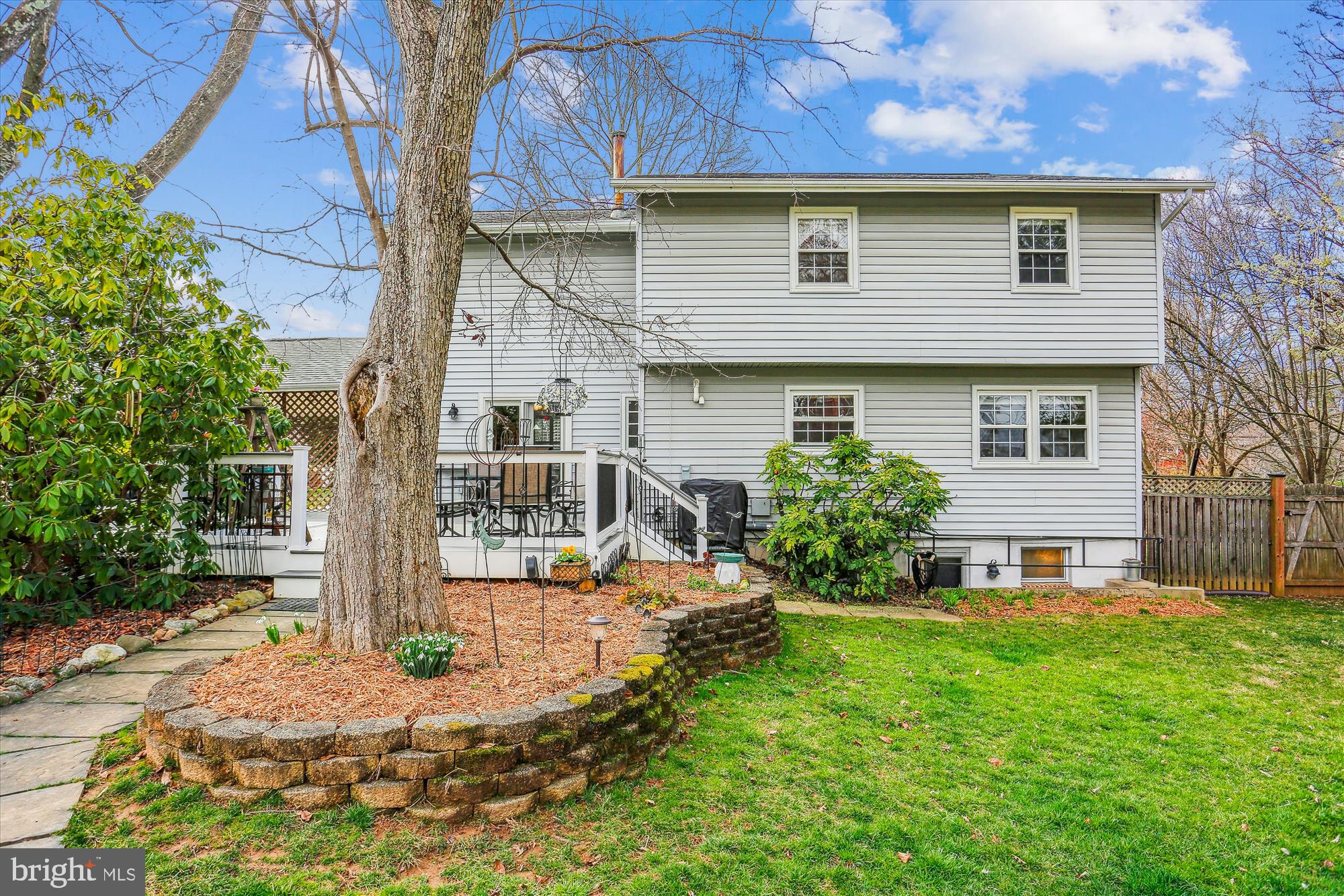 MILL CREEK TOWNE - Residential