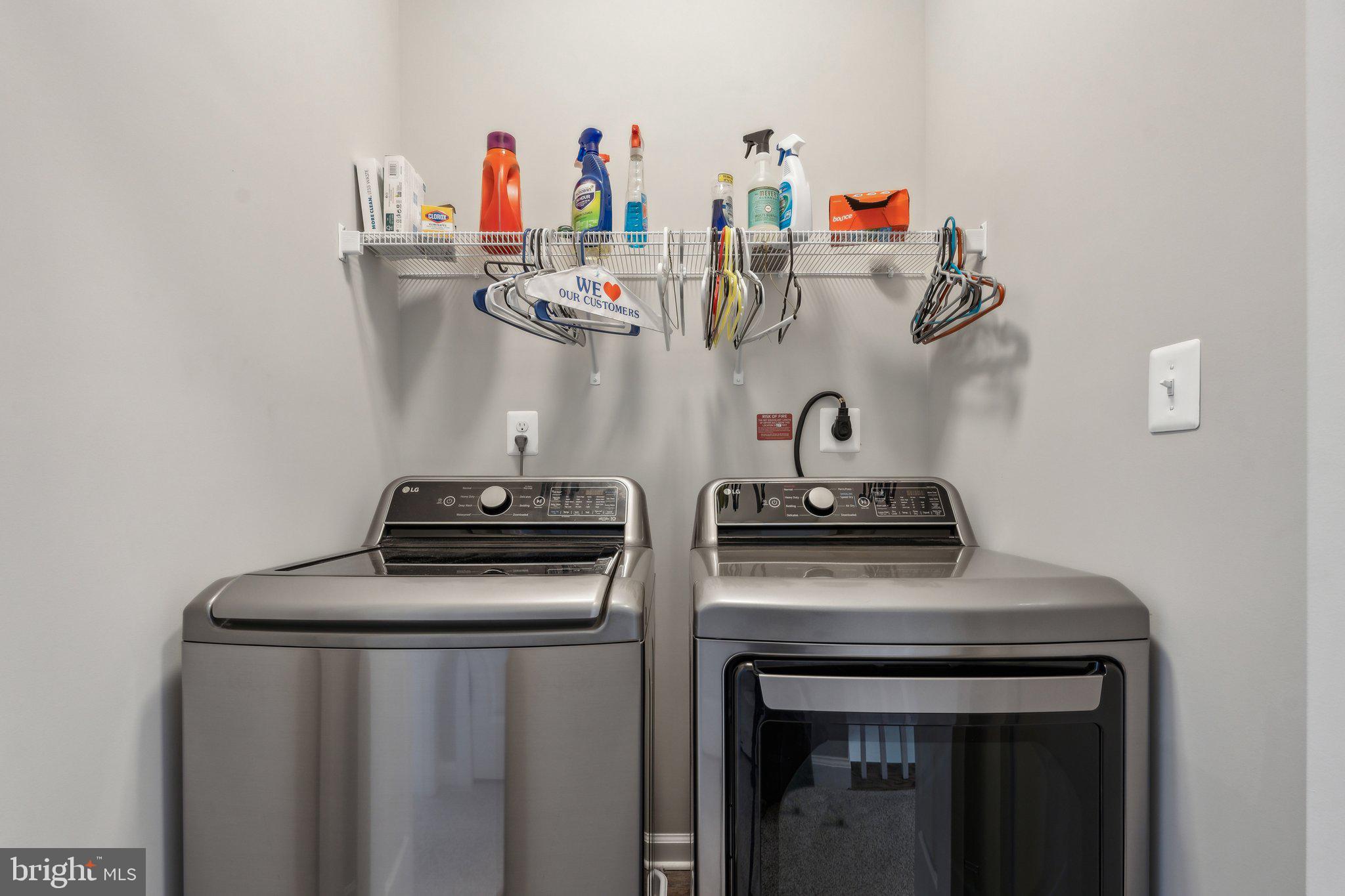 LOVETTSVILLE - Residential