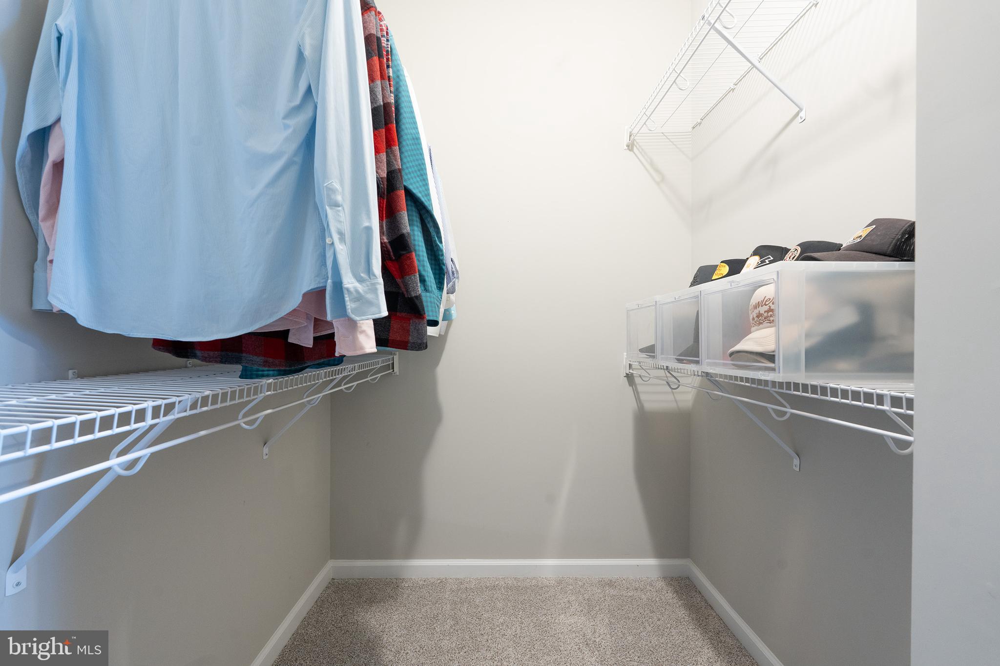 LOVETTSVILLE - Residential