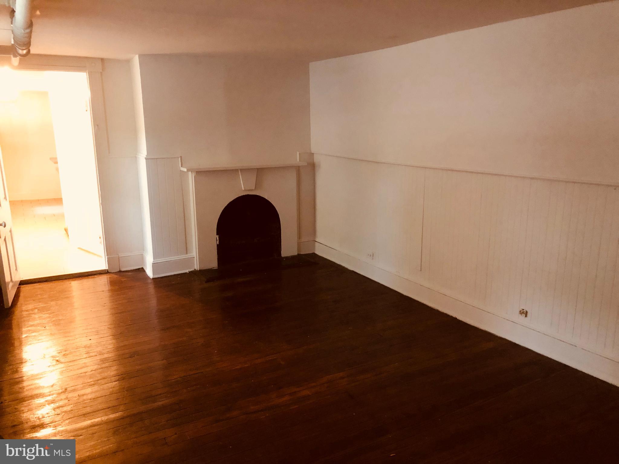 BOLTON HILL HISTORIC DISTRICT - Residential Lease