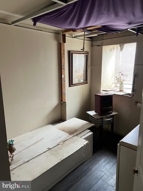 OXFORD CIRCLE - Residential Income