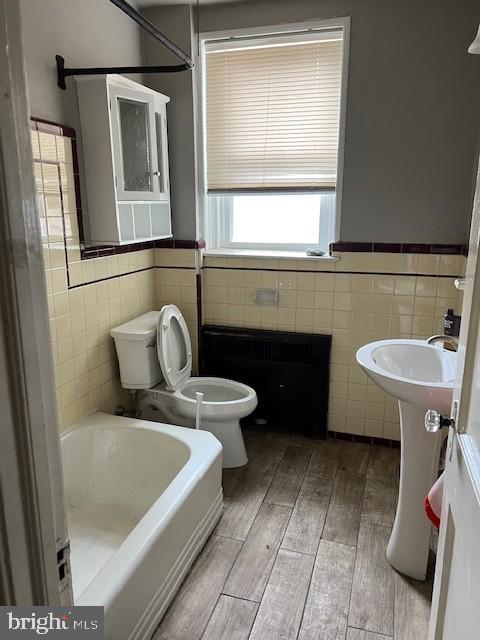 OXFORD CIRCLE - Residential Income