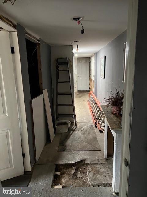 OXFORD CIRCLE - Residential Income