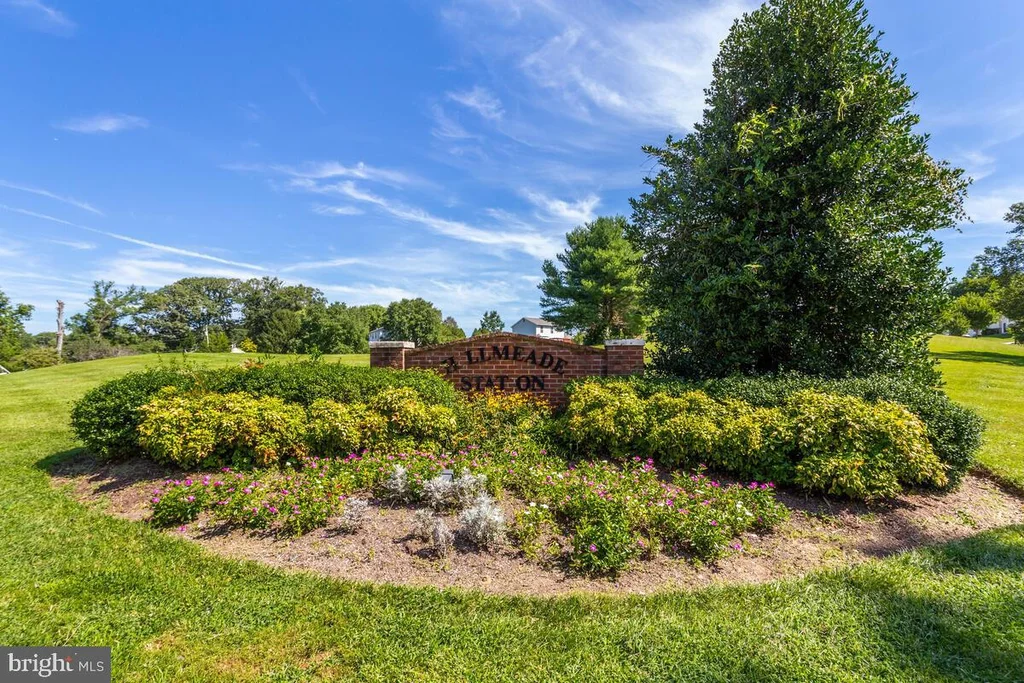 12725 Hillmeade Station Drive E, Bowie, MD 20720